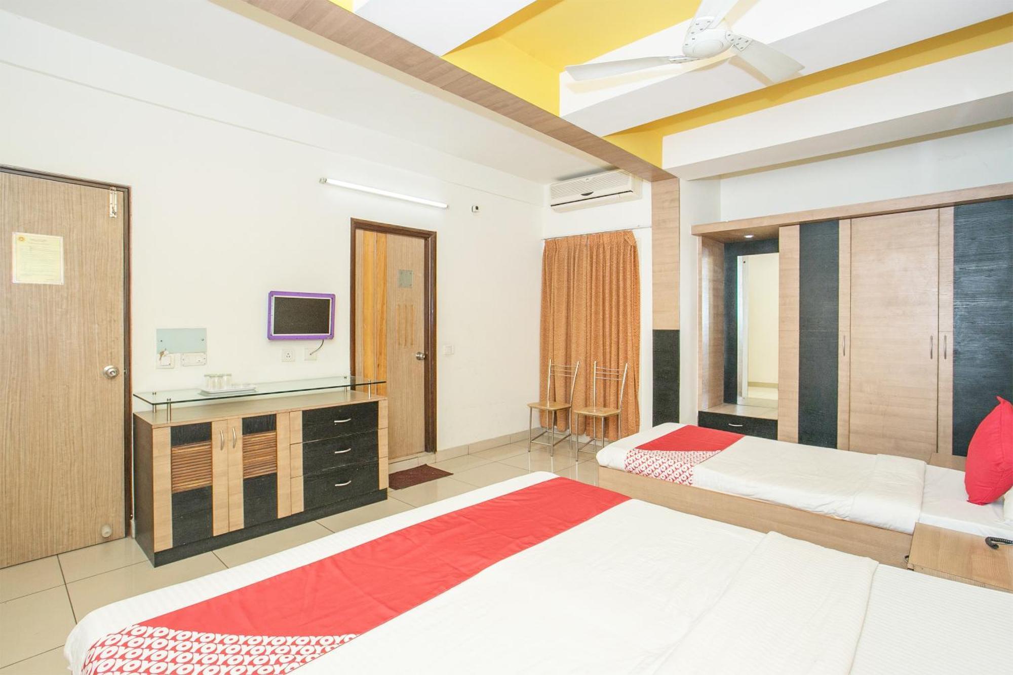 O Abhimaani Comforts 3*