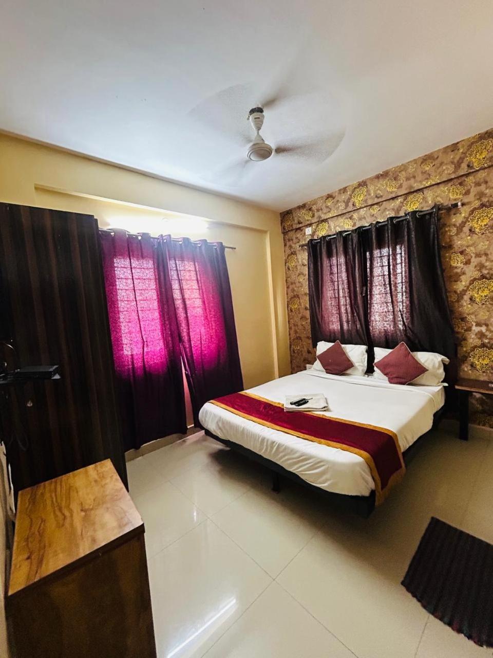 Hotel Prakrathi Residency