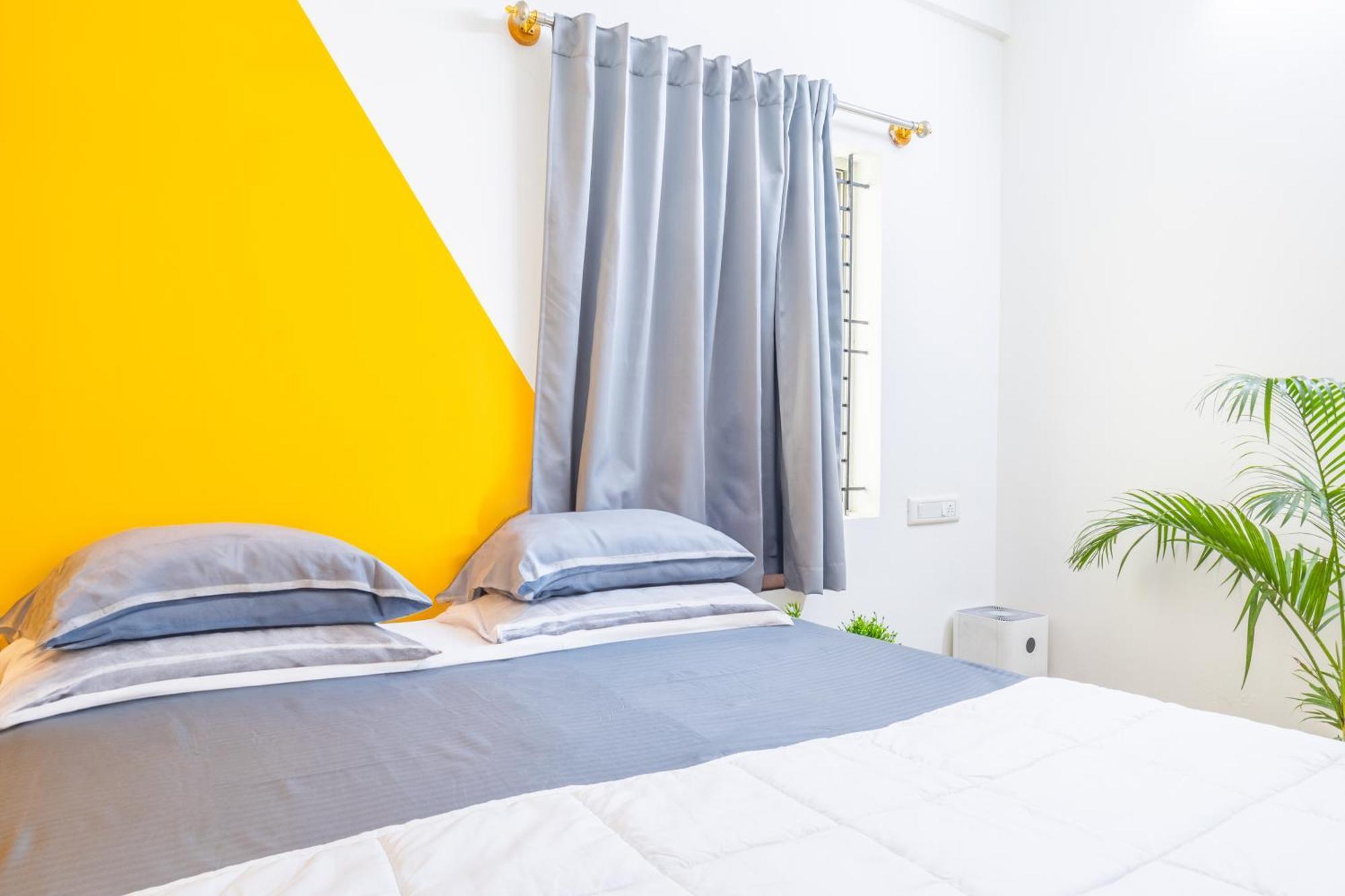 Apartment Housr Garrett Hebbal Near Manyata Tech Park Bangalore