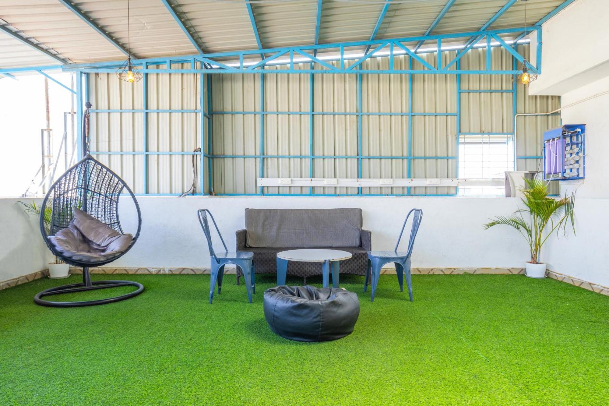 Housr Garrett Hebbal Near Manyata Tech Park Apartment *