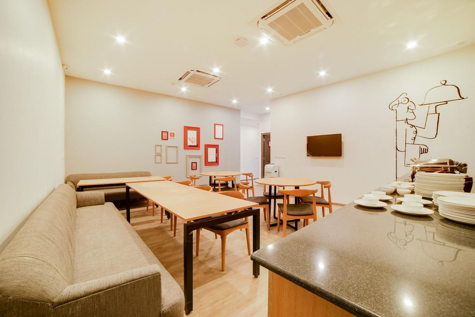 Hotel Super Townhouse Hosur Main Road Bommanahalli Near Gopalan Innovation Mall