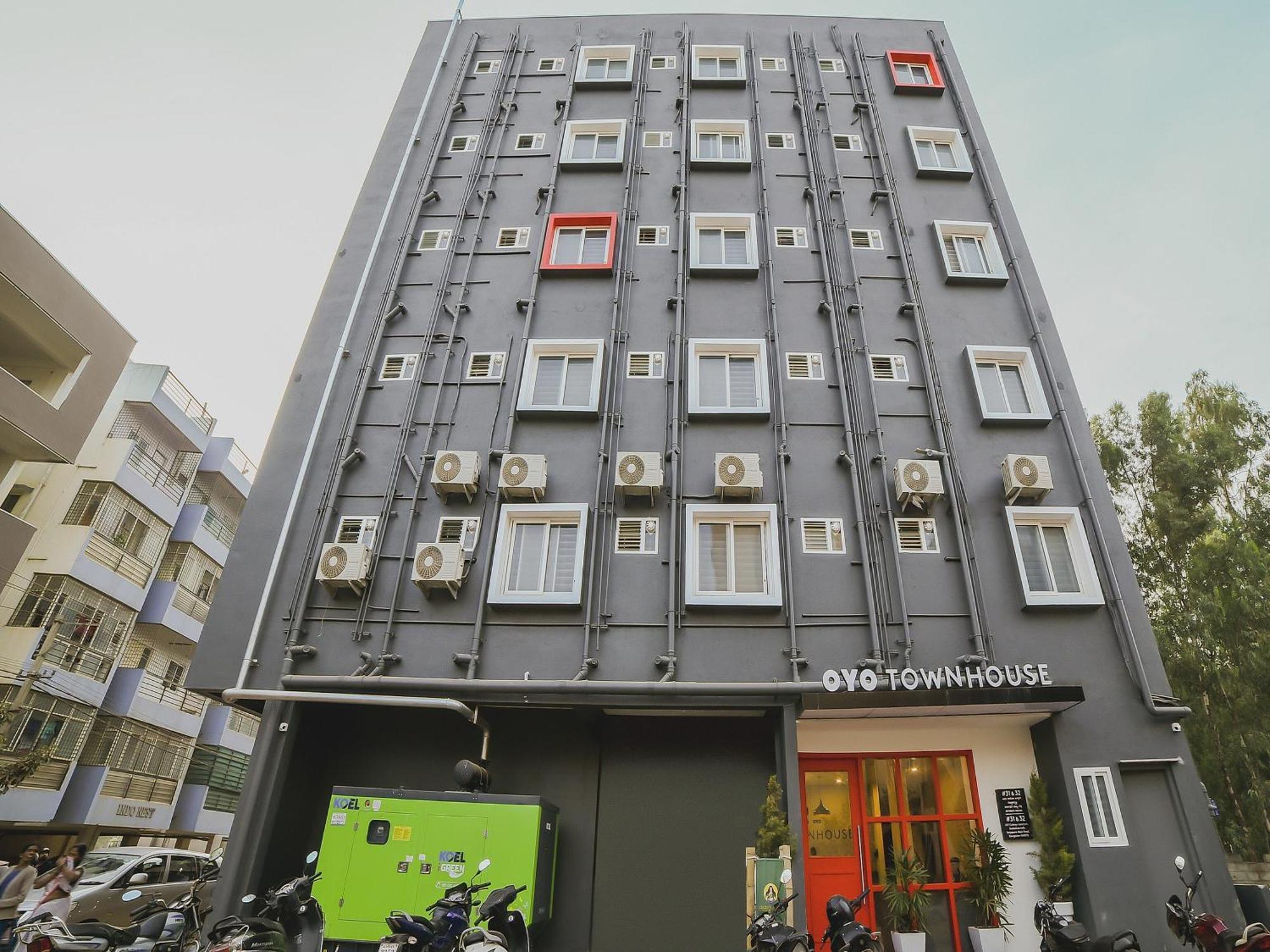 Super Townhouse Sarjapur Near Bellandur Hotel 4*