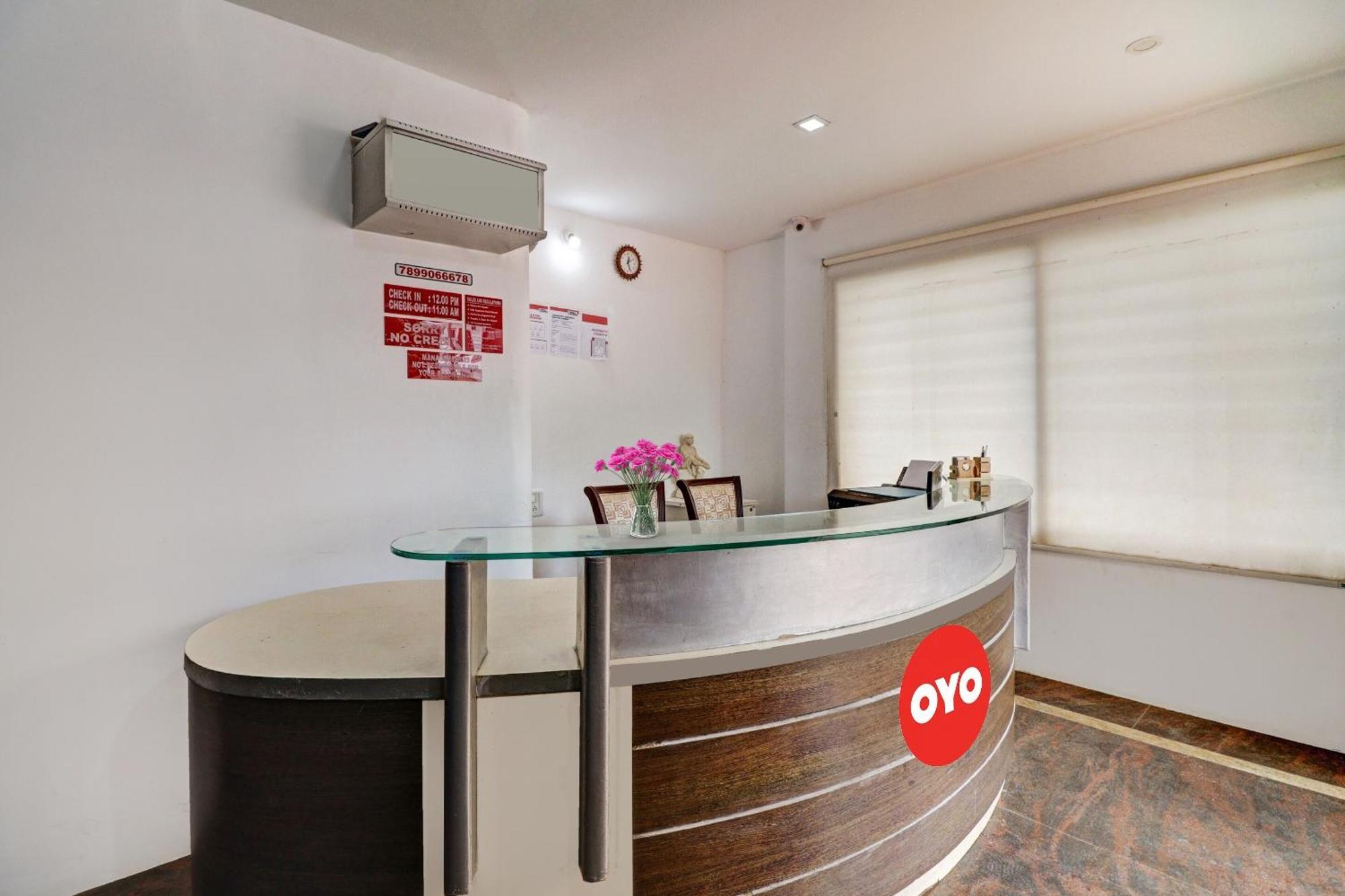 Hotel O Pride