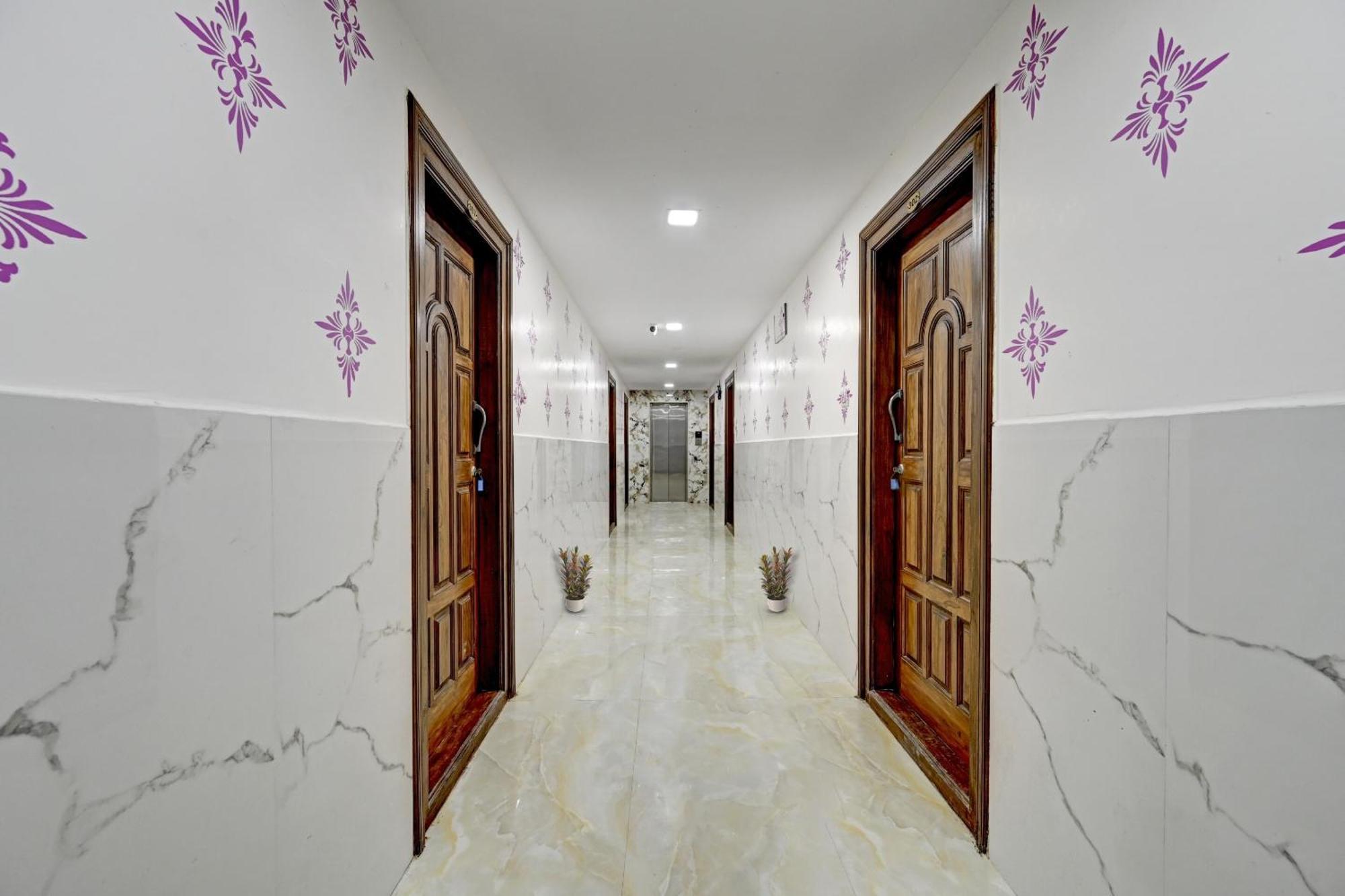 Capital O Venue Hotel 3*