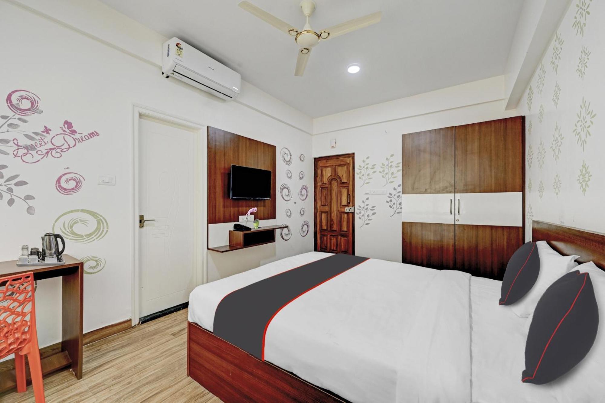 Hotel Capital O Venue 3*