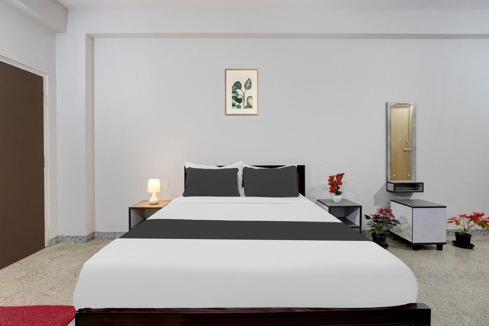 Shravanya Comforts Hotel Bangalore