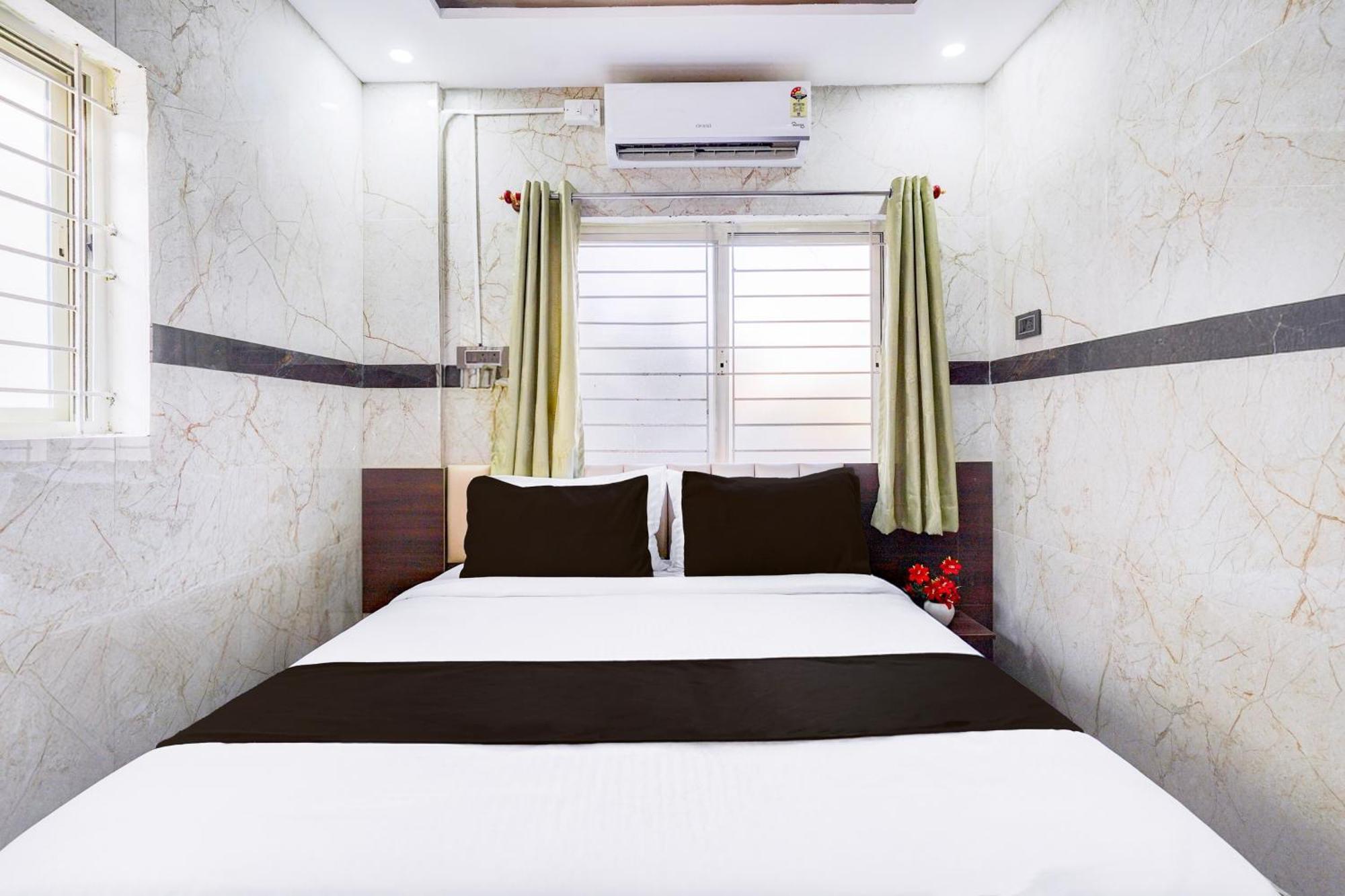 Super Collection O Itpl Hotel *