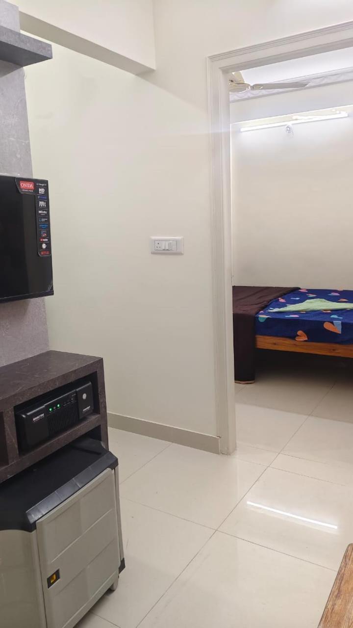 The Cave Urban Touch 1bhk Apartment