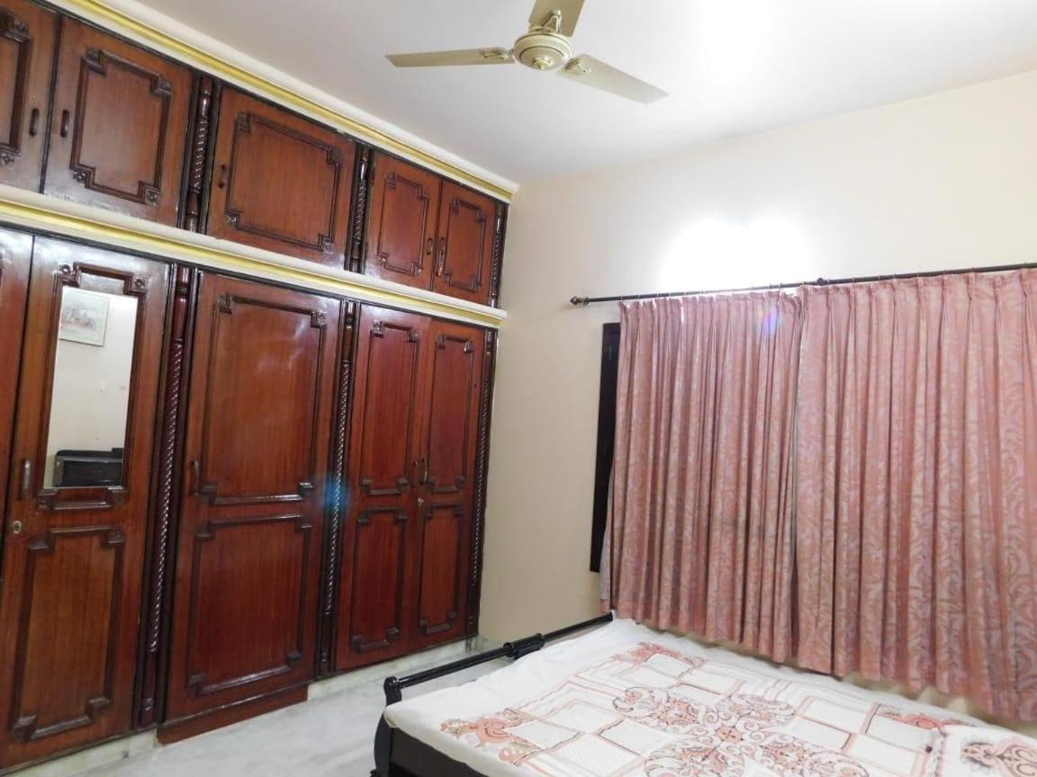 Shreyas Spacious 5bhk Retreat Pousada *