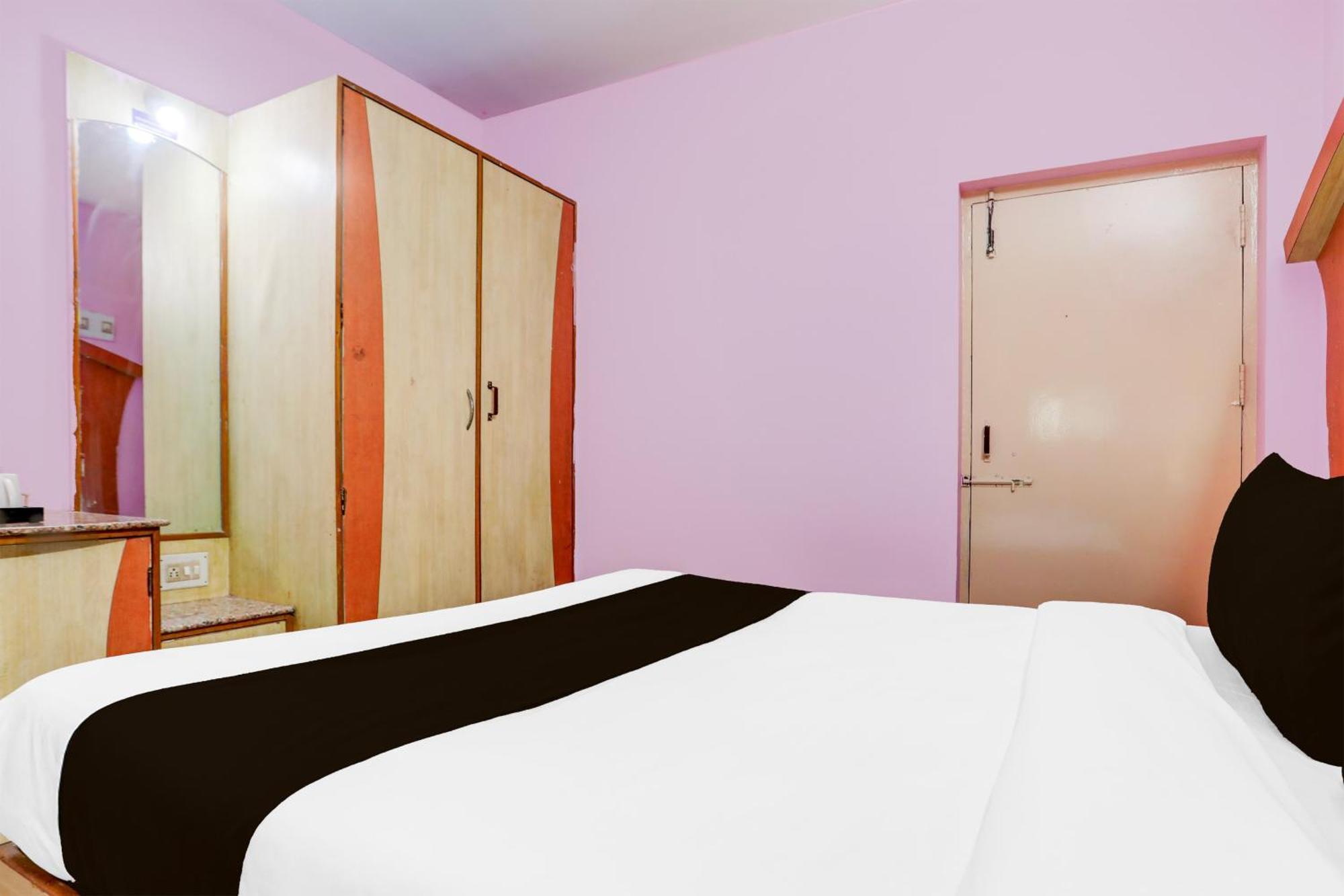 Hotel O Dev's Paradise Near Pes College 3*