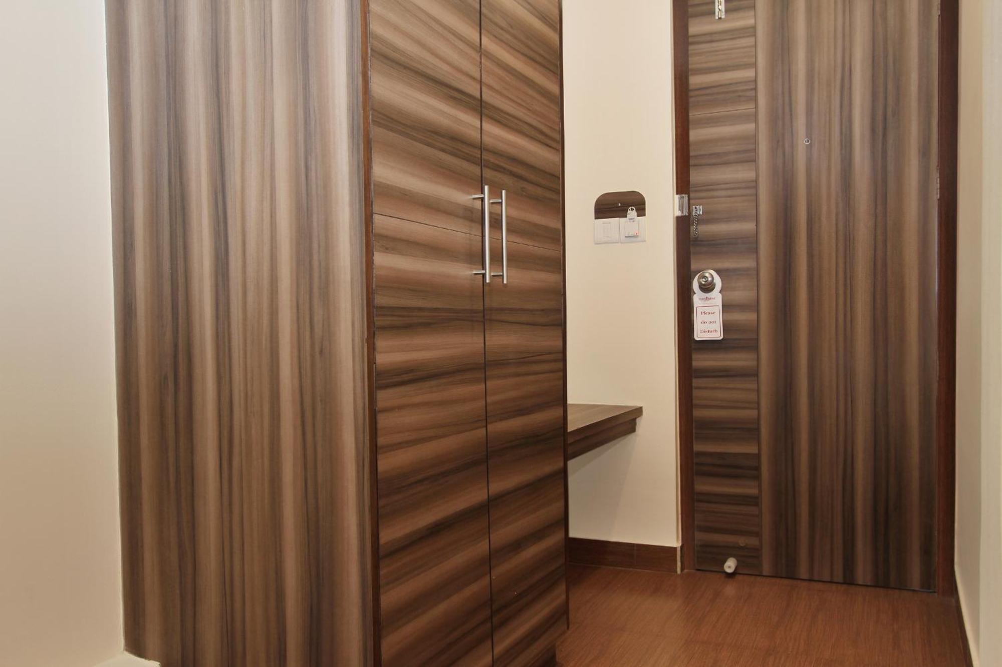 Hotel La Sara Vista Bangalore