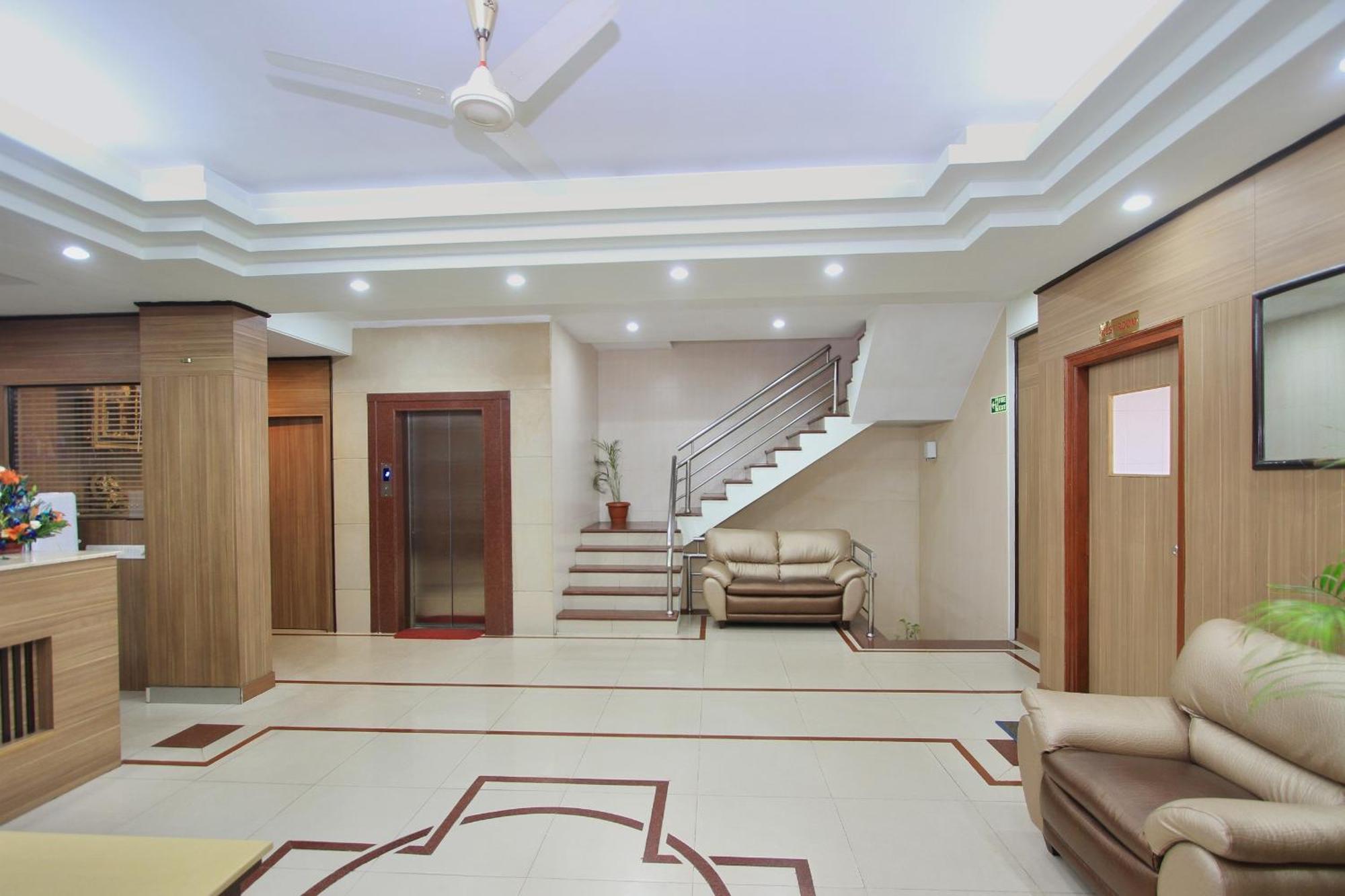 Hotel La Sara Vista Bangalore