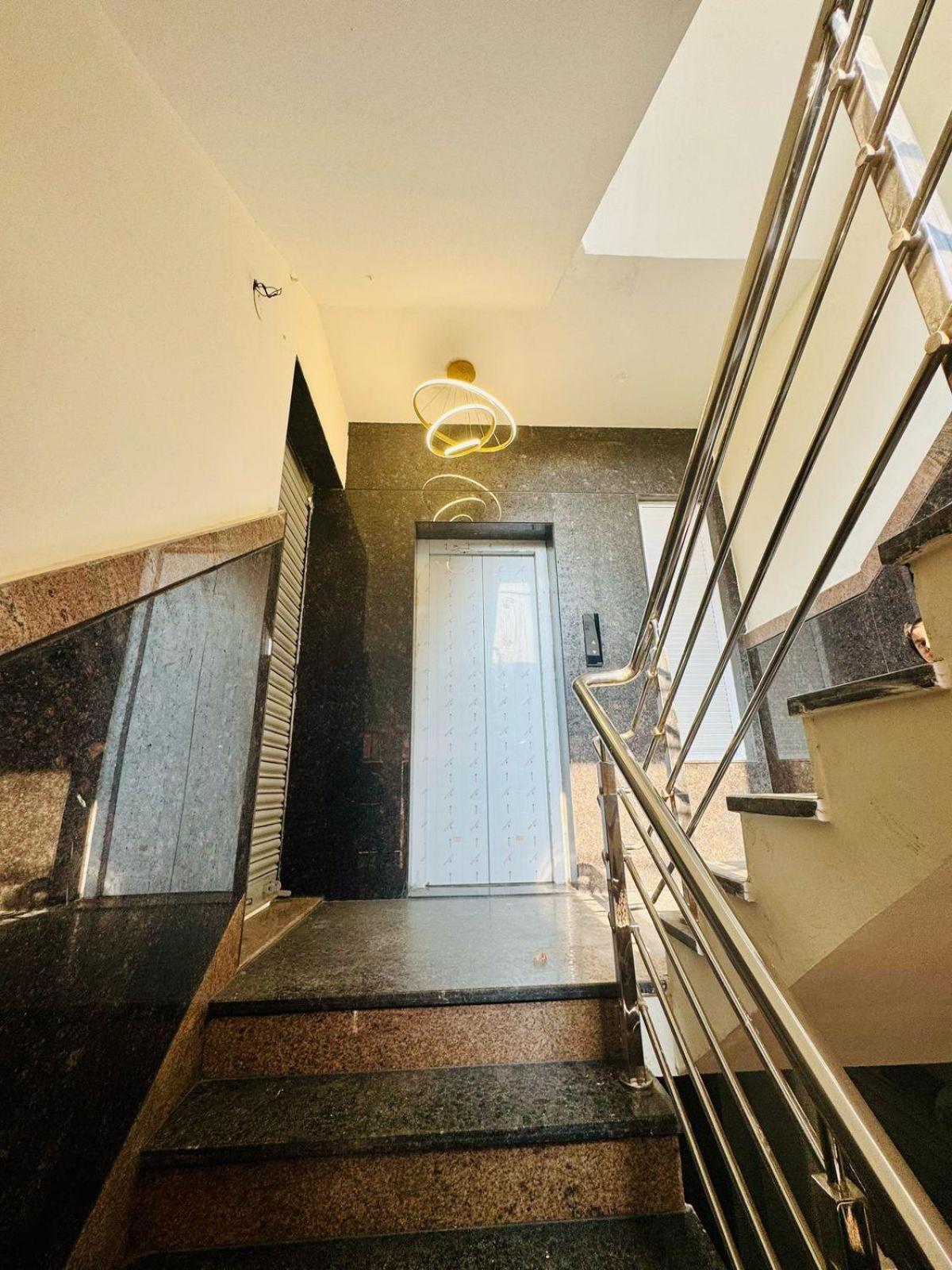 Apartment V3r Residency *