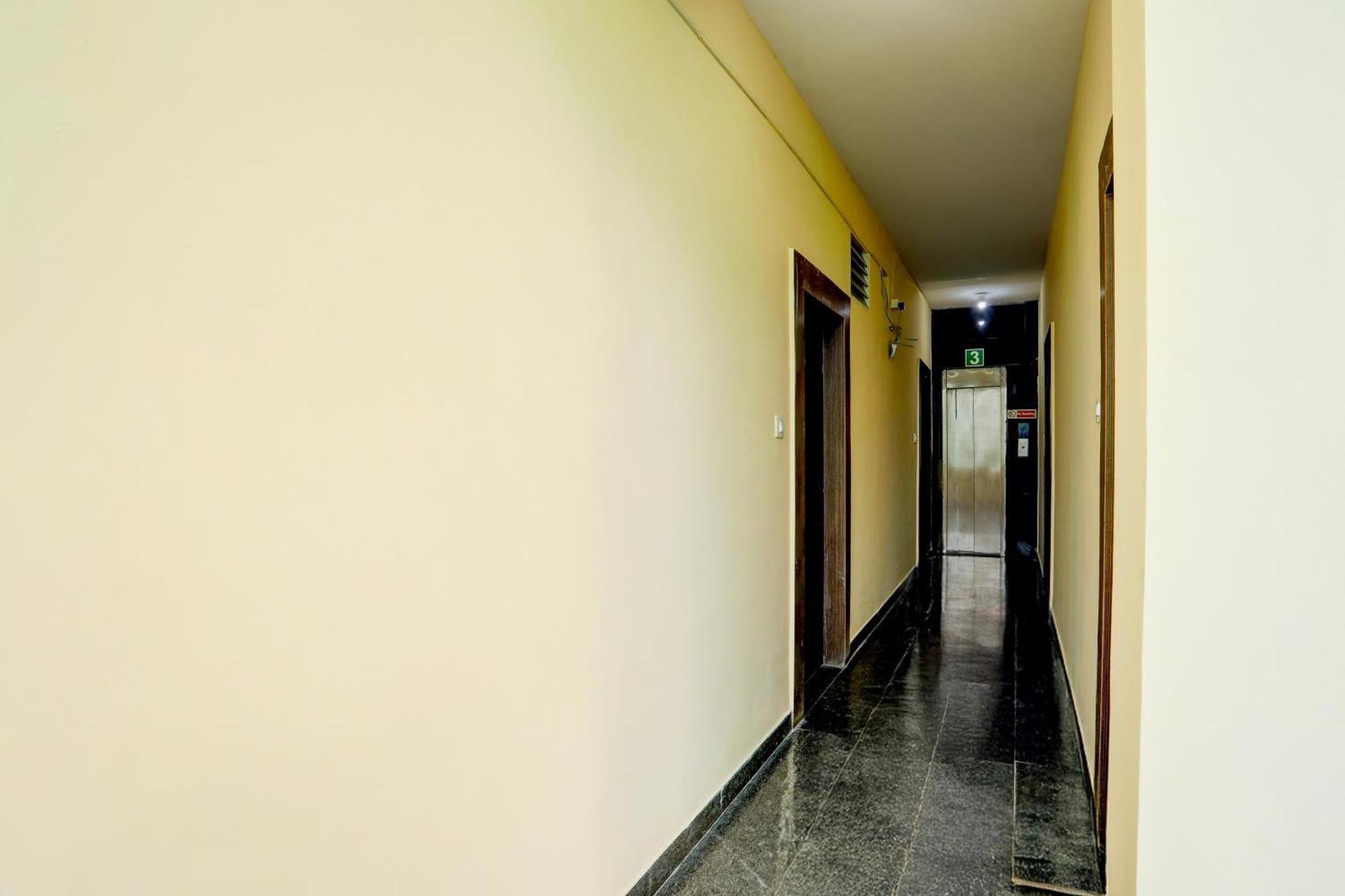 Collection O Kengeri Bus Terminal Formerly Golden Keys Hotel Bangalore