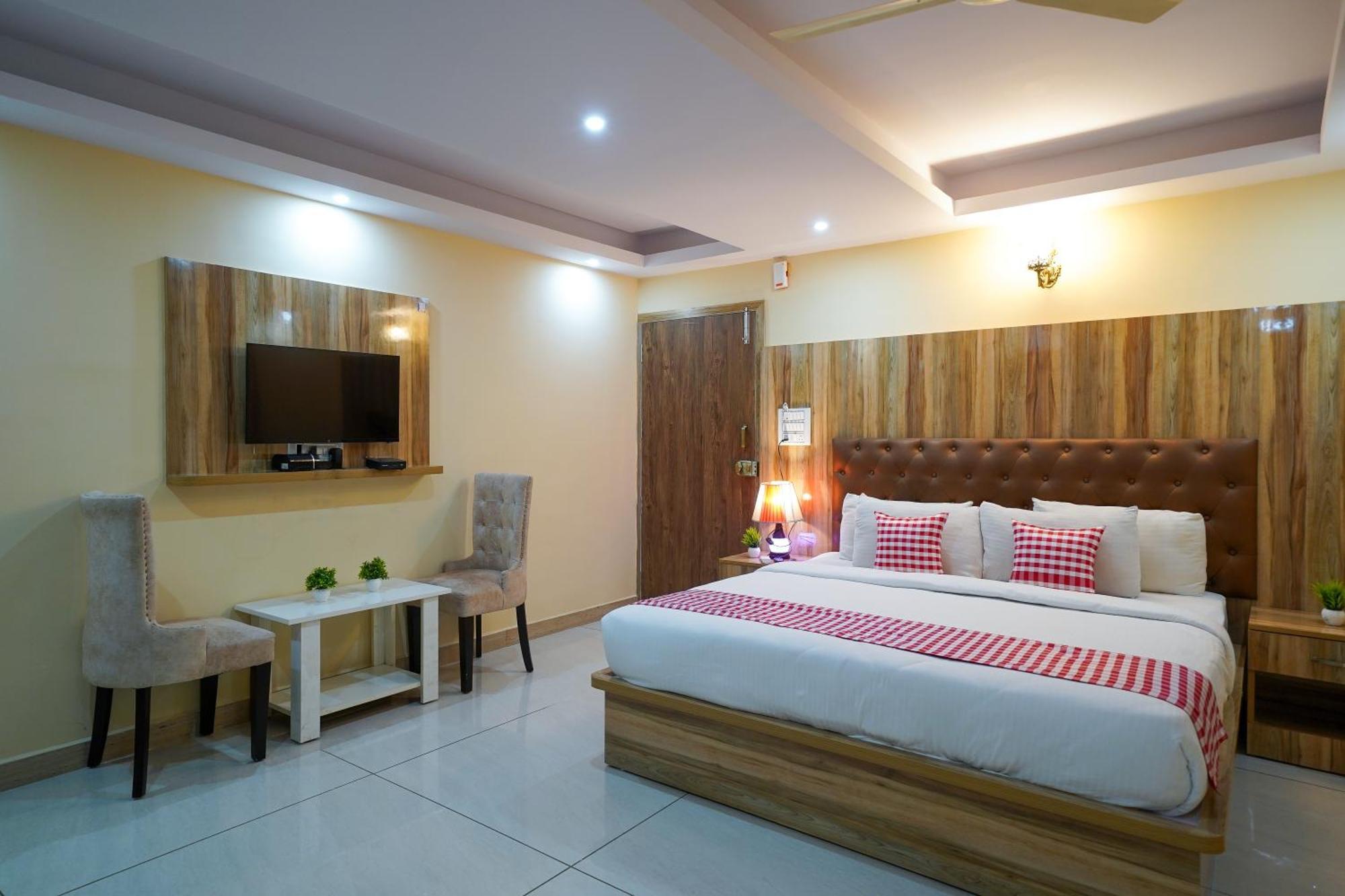 Hotel Open By Olive - Sai Luxury Comforts *