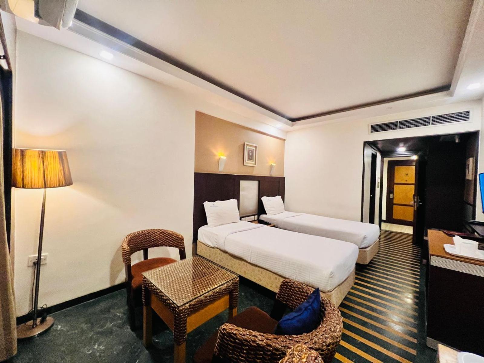 Dr Rajkumar International Hotel 3*