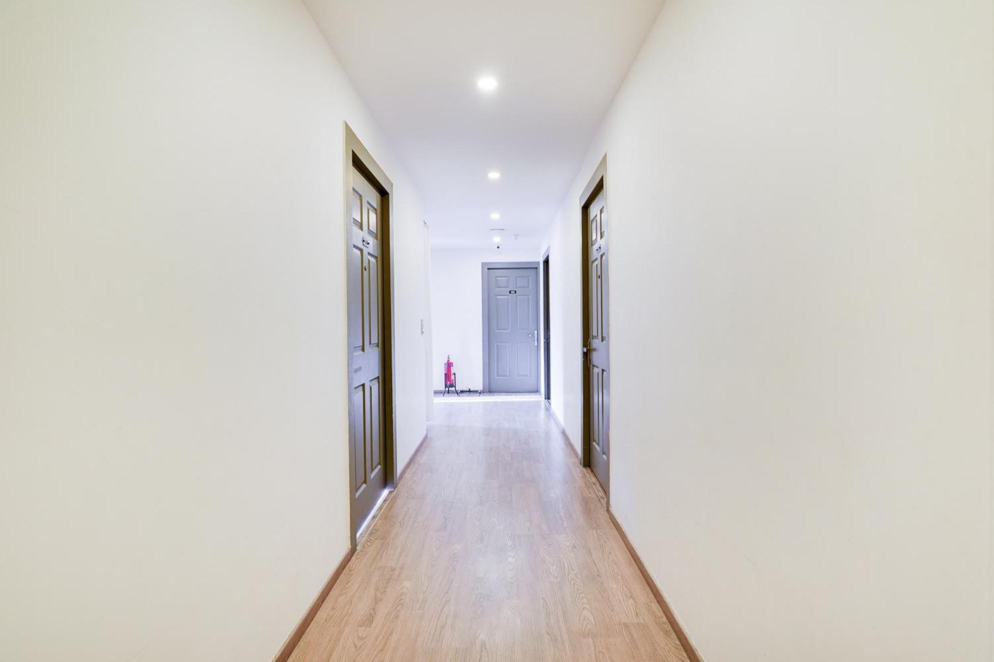 Super Townhouse Btm Layout Near Madiwala Formerly Q Bangalore