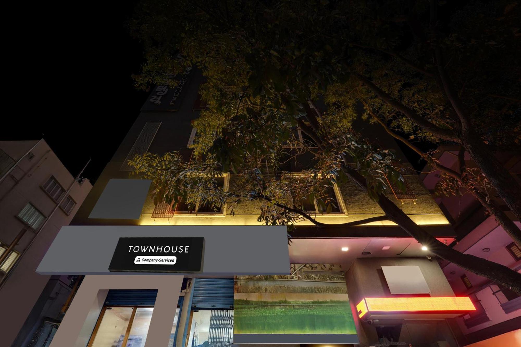 Super Townhouse Btm Layout Near Madiwala Formerly Q 4* Bangalore