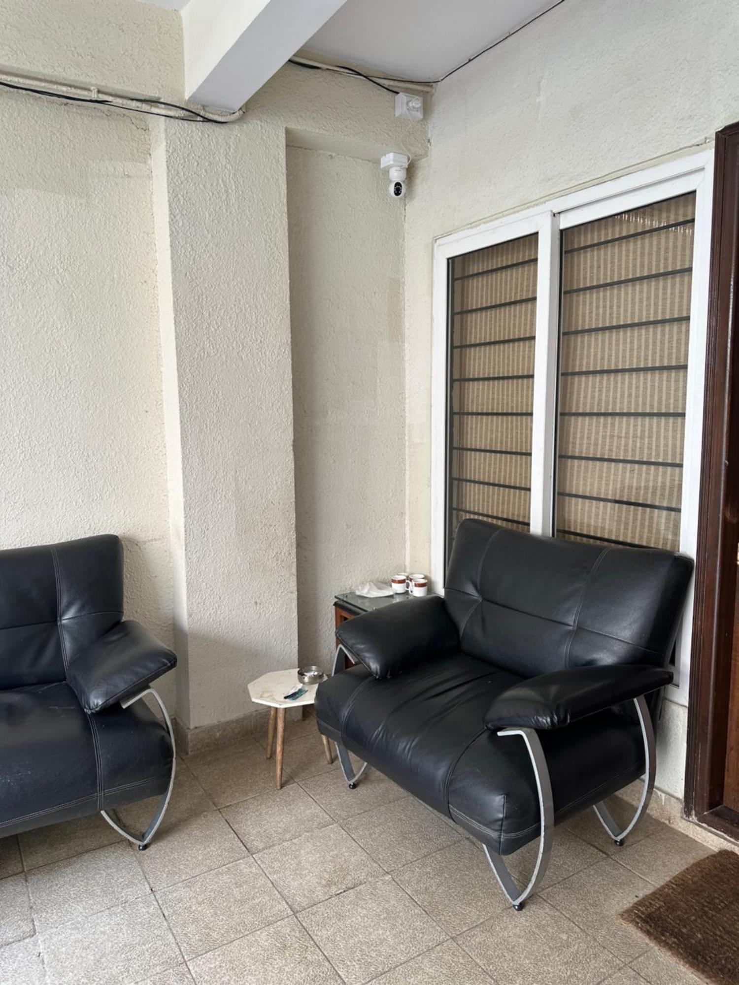 Aparthotel Modern Comfortable 1bhk Prime Location Service