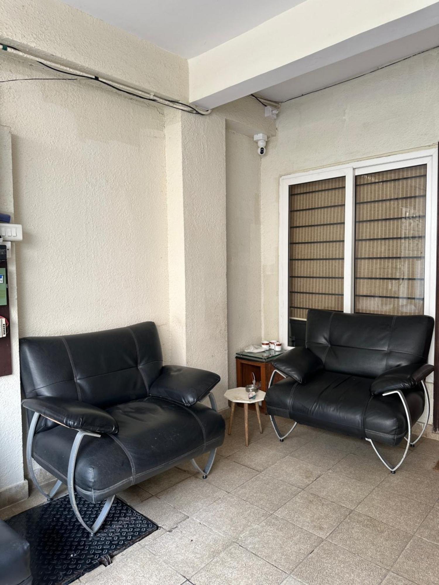 Modern Comfortable 1bhk Prime Location Service Aparthotel Bangalore