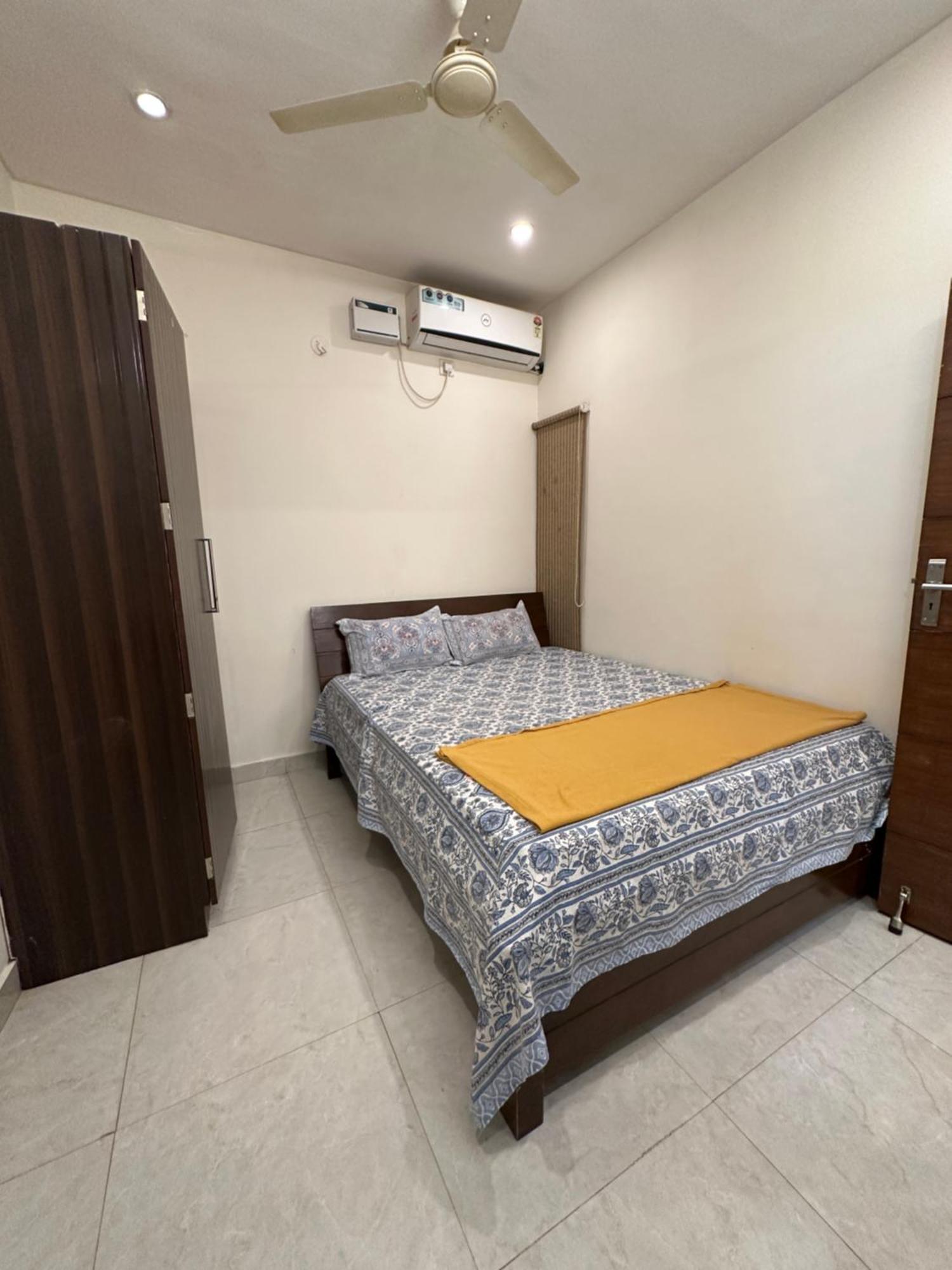 Modern Comfortable 1bhk Prime Location Service Bangalore