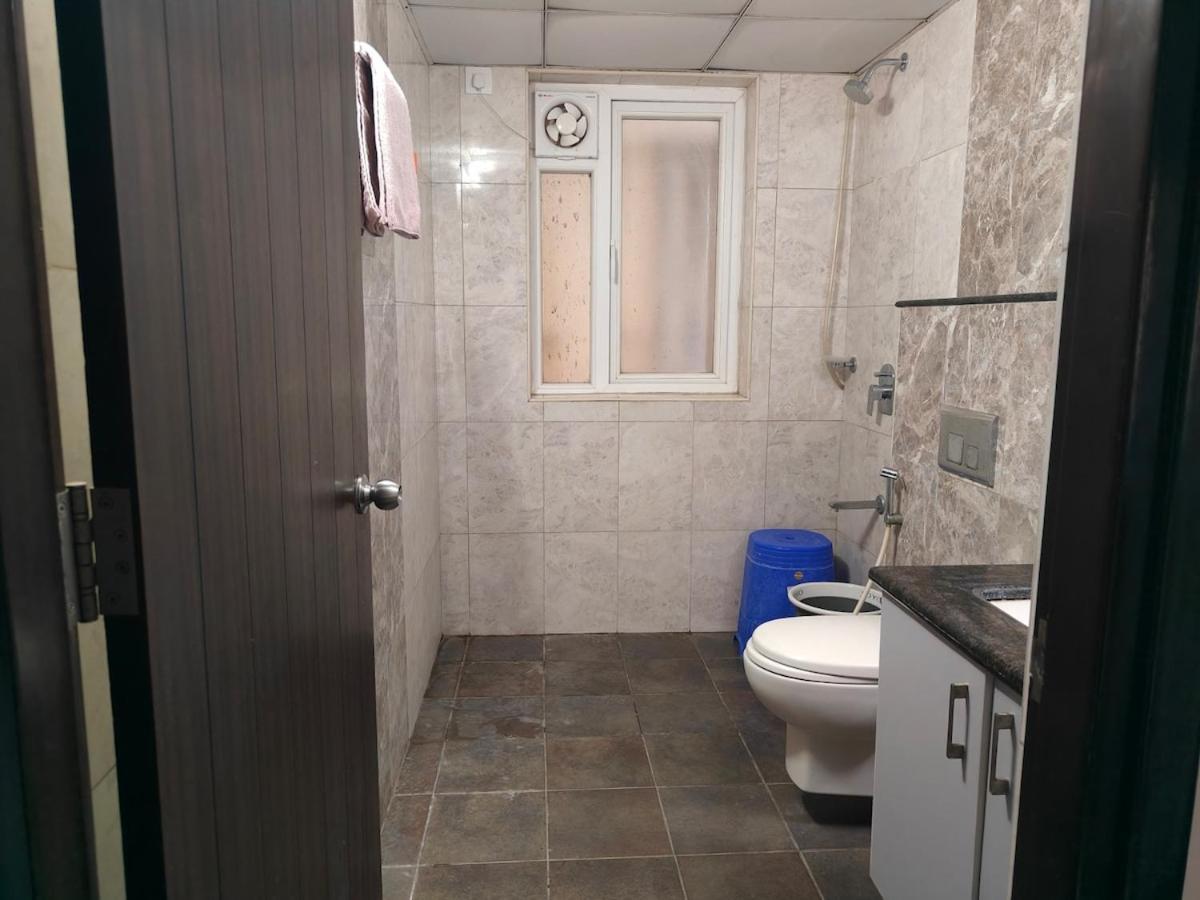 Apartment Spacious 3 Bhk Inhigher Flr With Sunset, View Bangalore