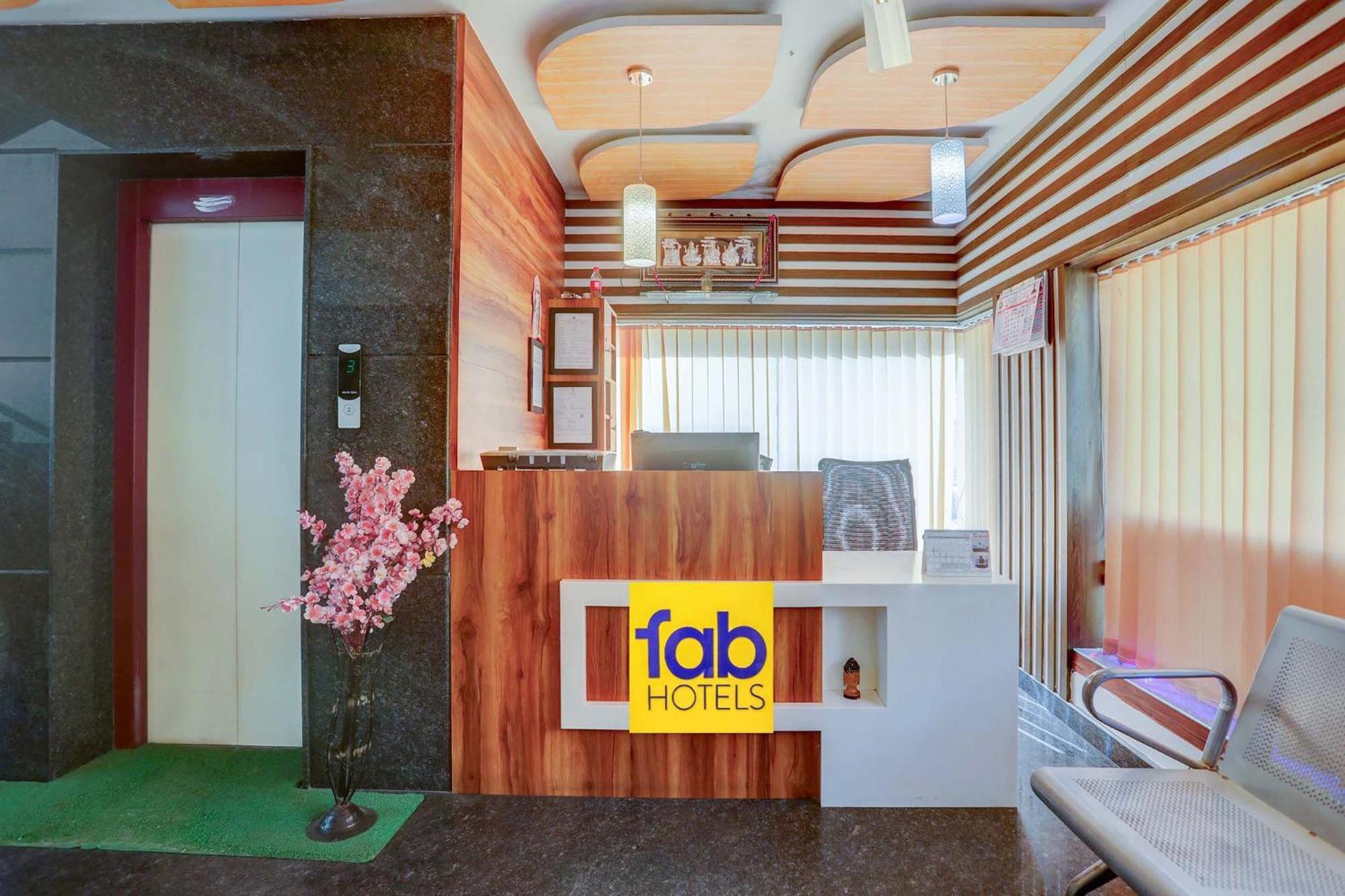 Fabhotel Royal Bangalore