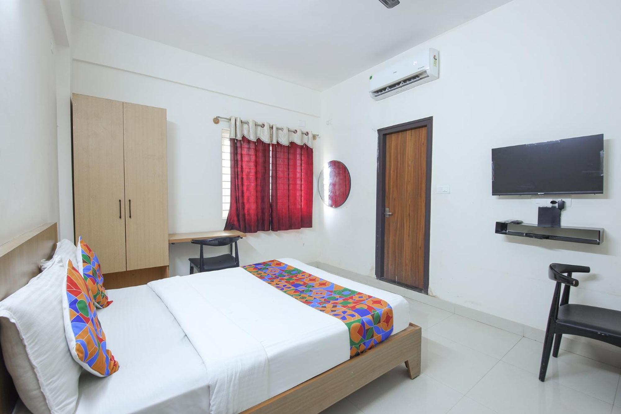 Fabhotel Golden Grand Hotel 3*