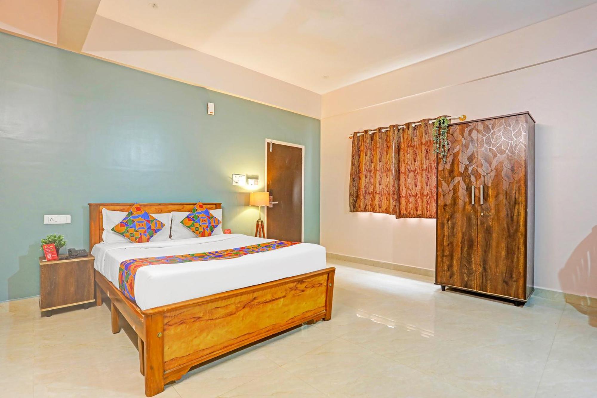 Fabhotel Kings Palace Manyata Bangalore
