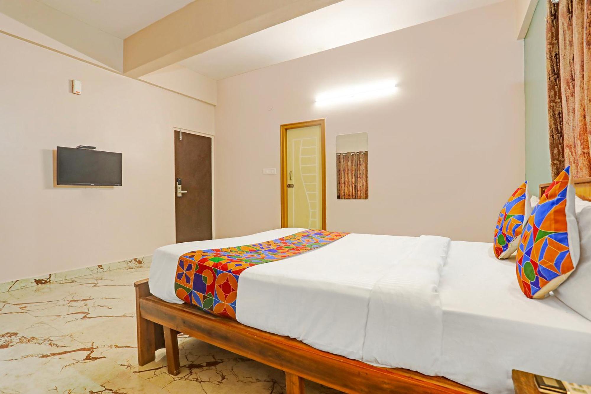 Fabhotel Kings Palace Manyata Bangalore