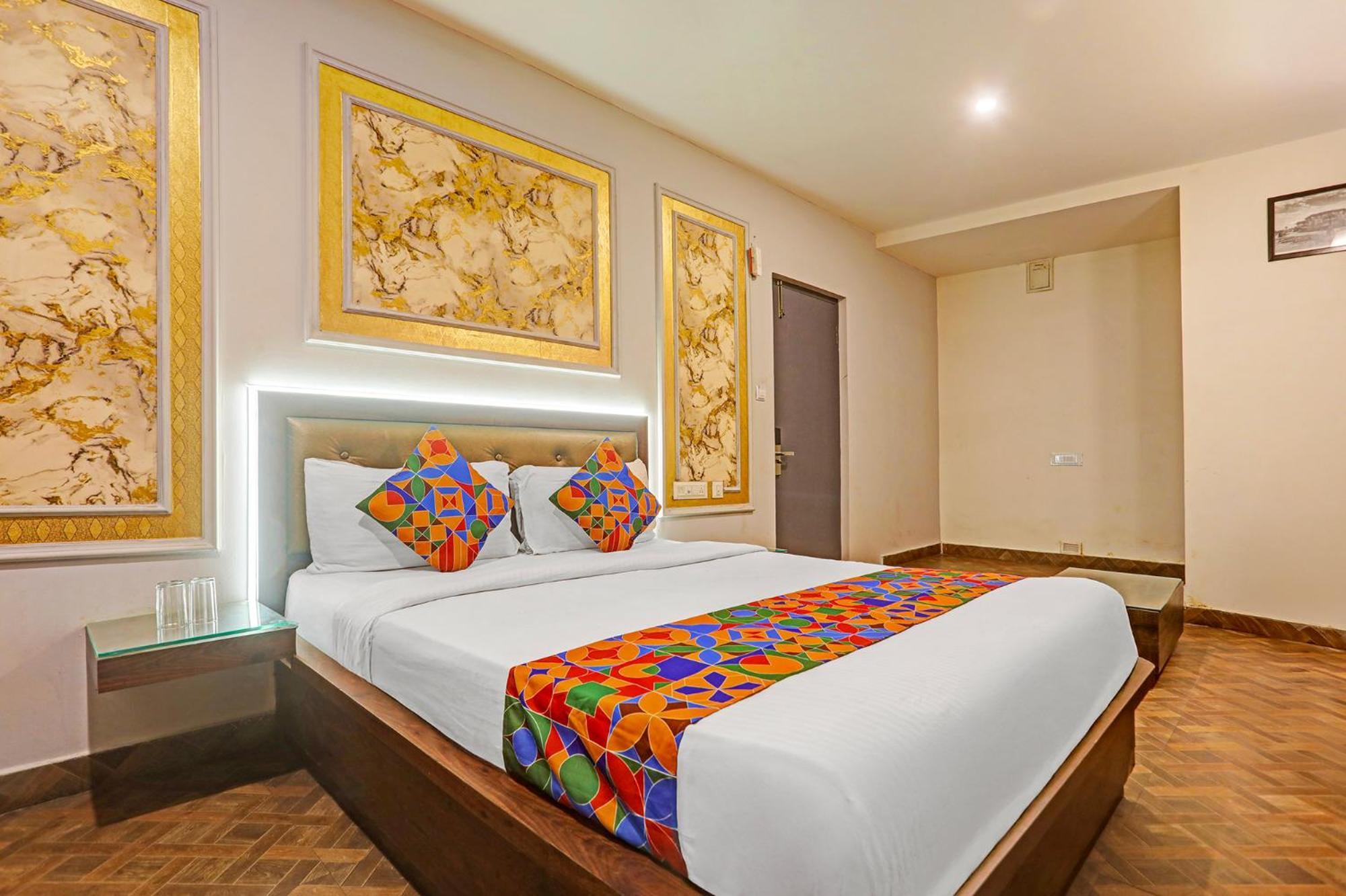 Fabhotel Emerald - Near Mg Road Metro Station Bangalore