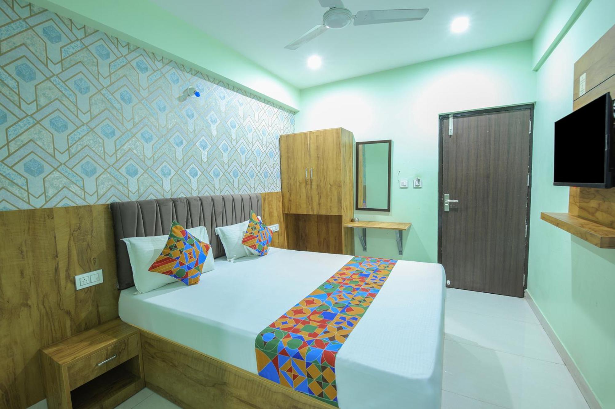 Fabexpress Golden Comforts 3*