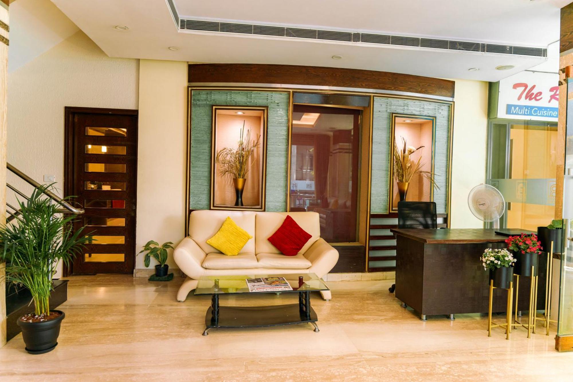 Bisque Magaji Orchid - Near Majestic Railway Station Hotel