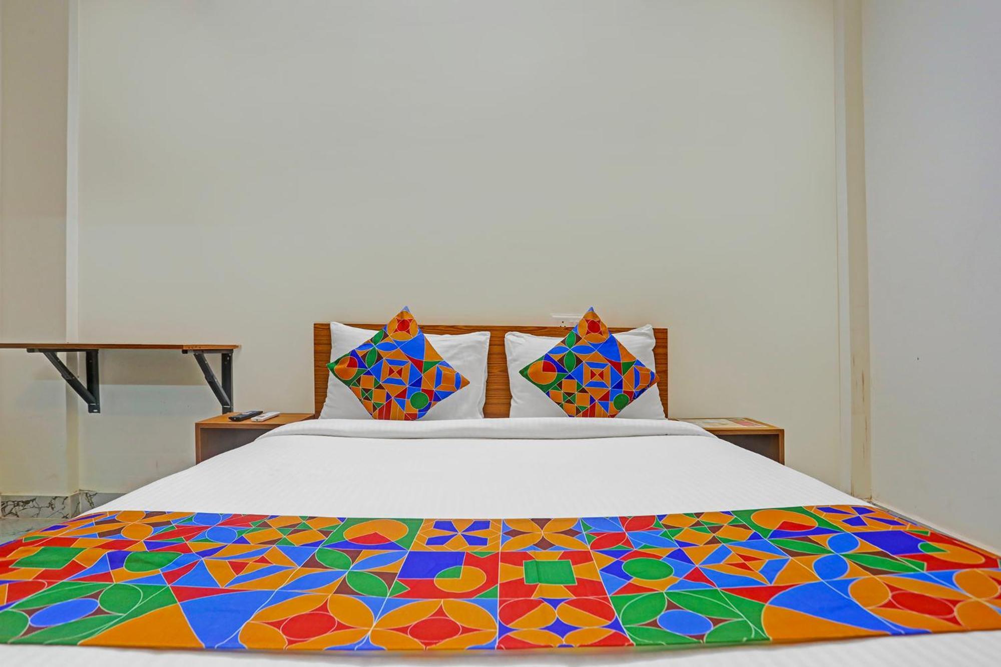 Fabhotel Tarini Comforts 4*