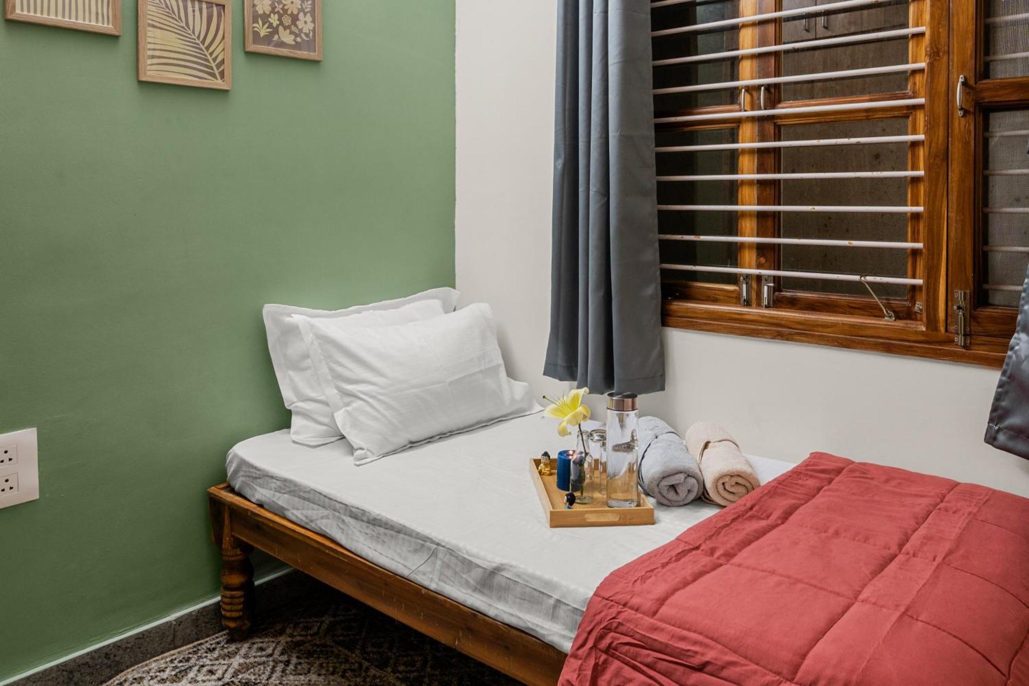 Villa Gatsby 2bhk Luxury By Spacez
