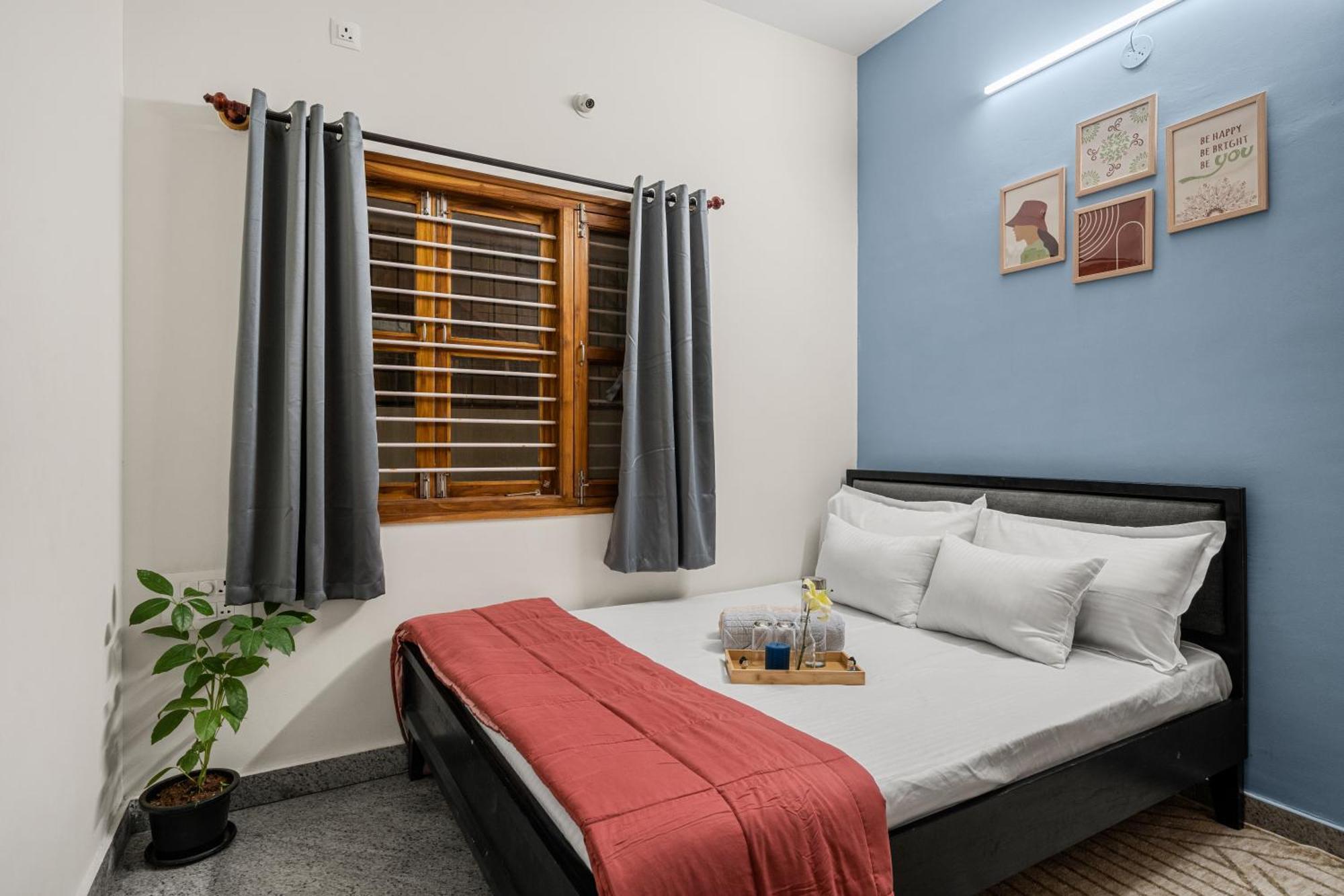 Gatsby 2bhk Luxury By Spacez Villa Bangalore