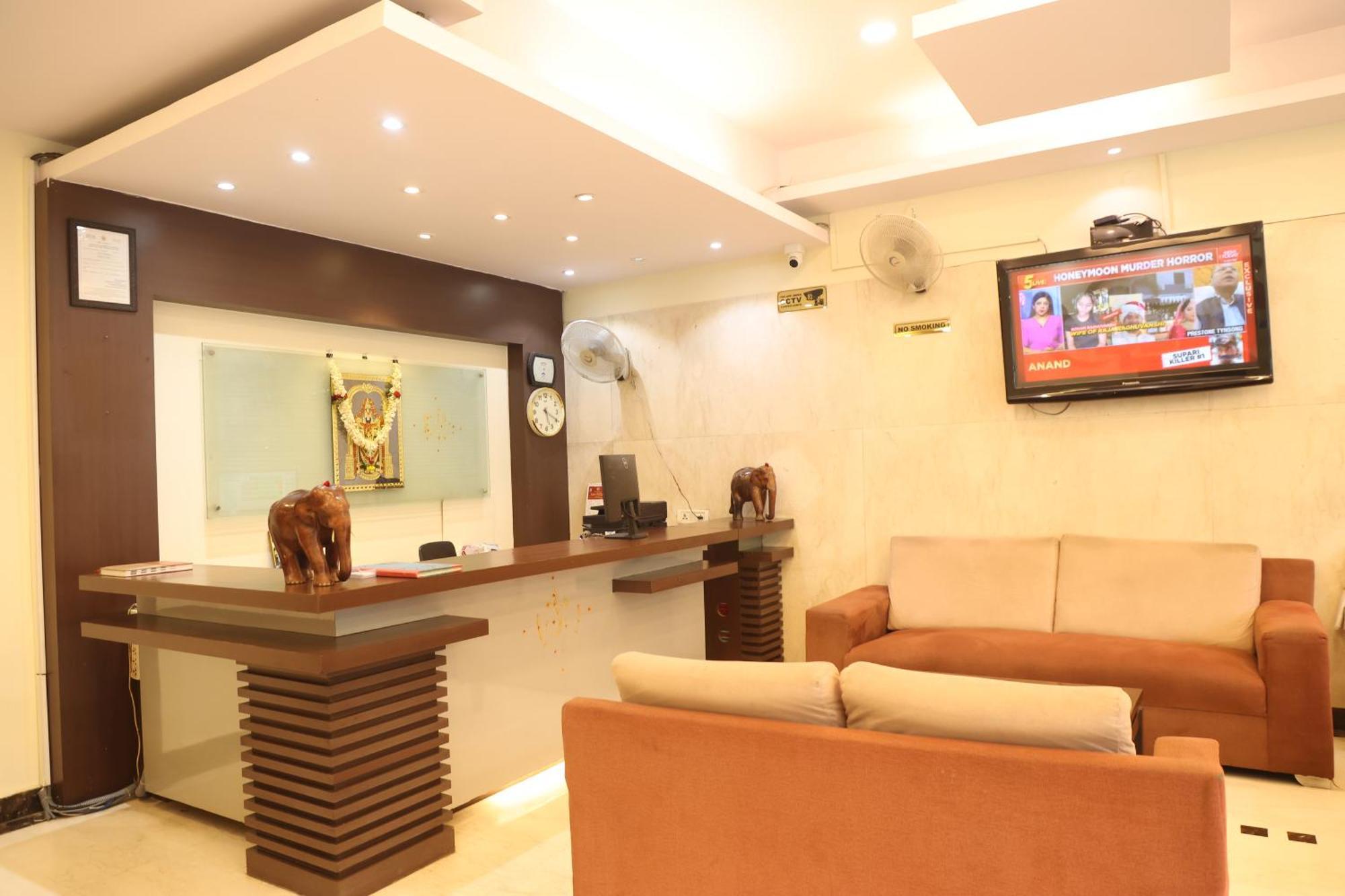 Hotel Newgoldenresidency