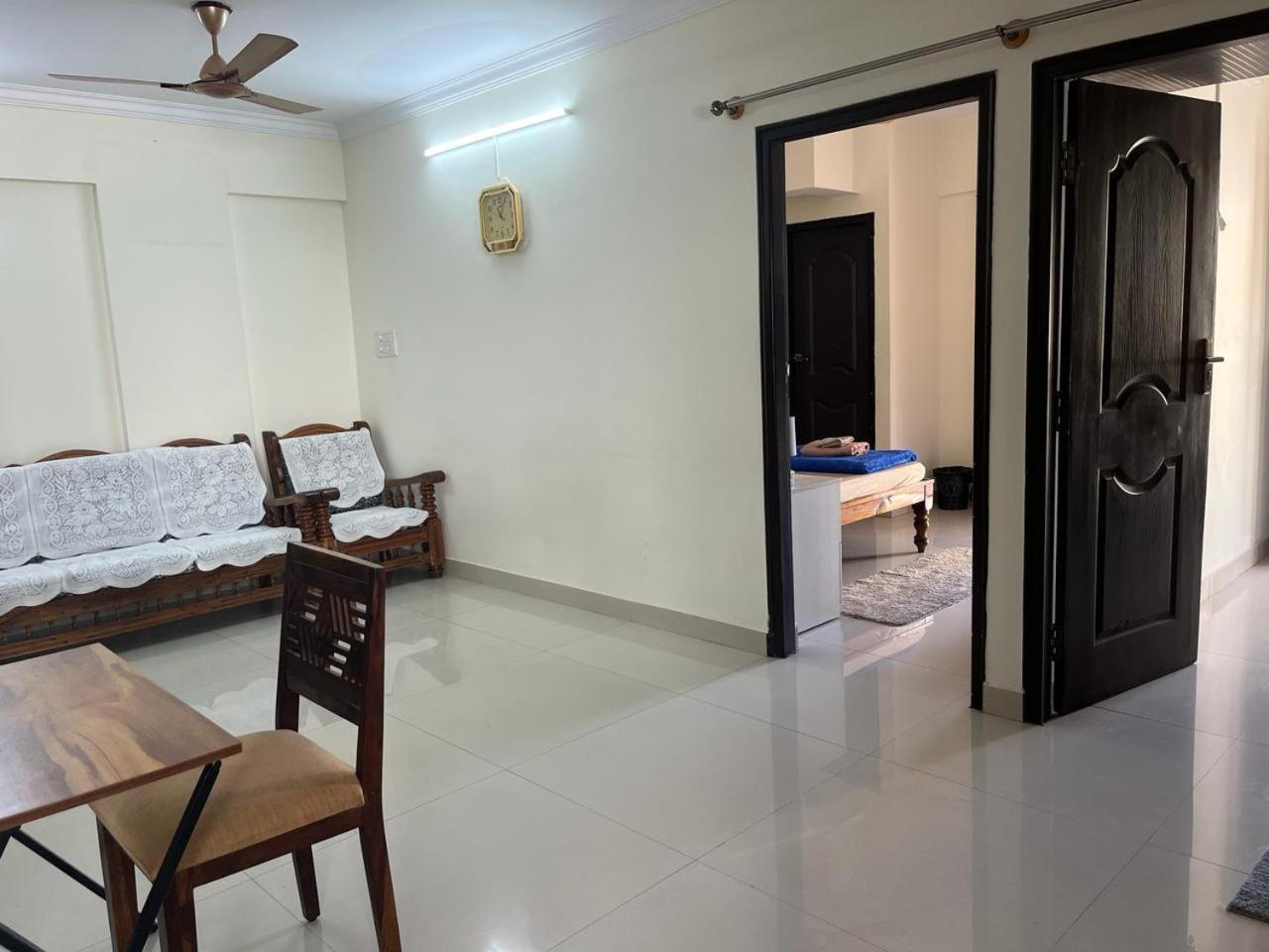 Apartment 2 Bedroom Family In Cooke Town Bangalore