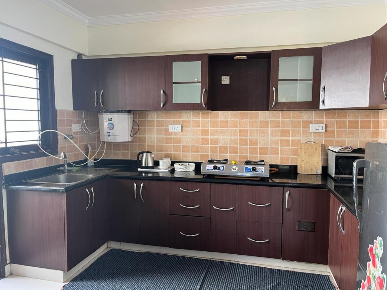2 Bedroom Family In Cooke Town Apartment *