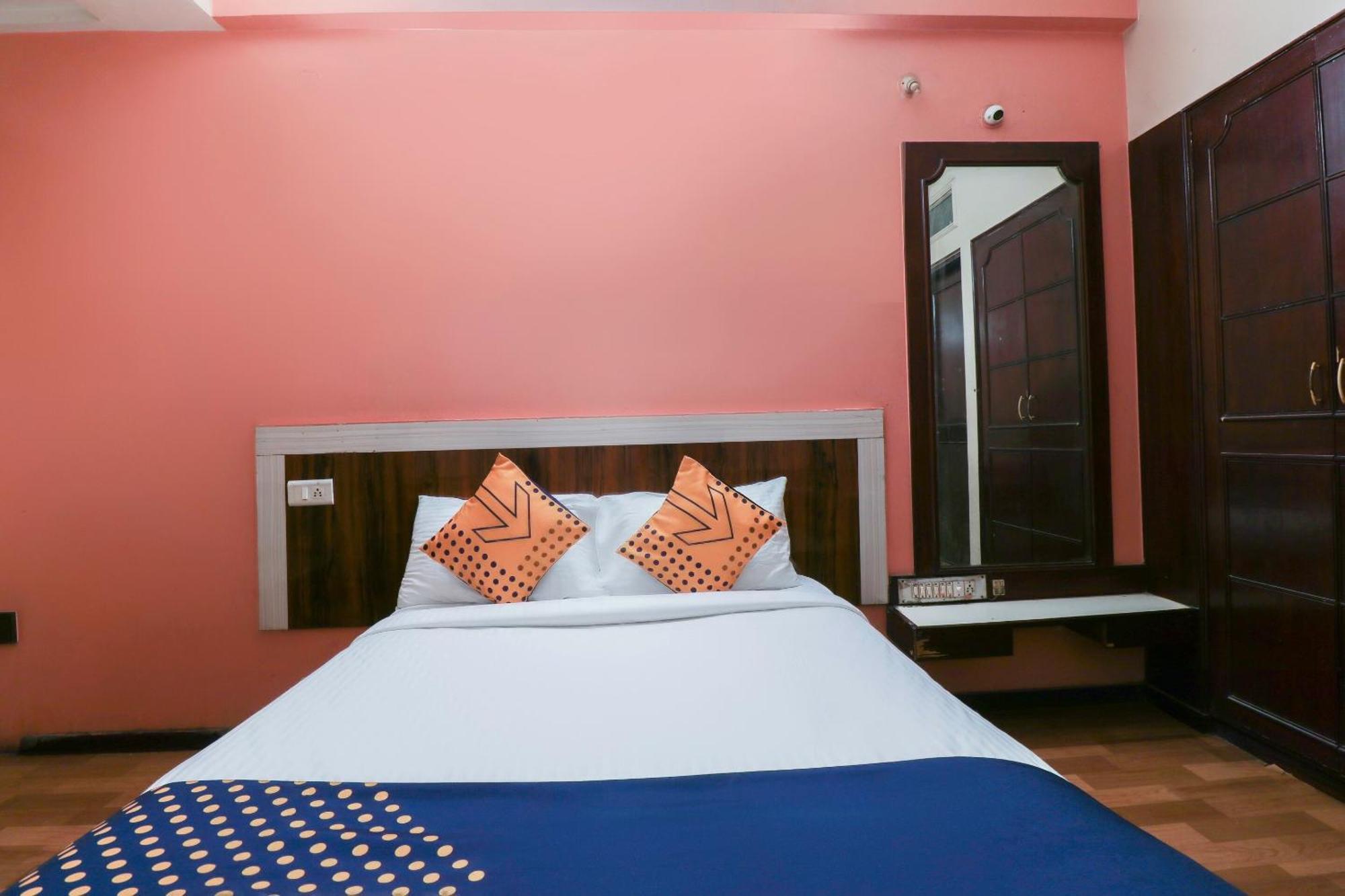 Hotel Super O Archana