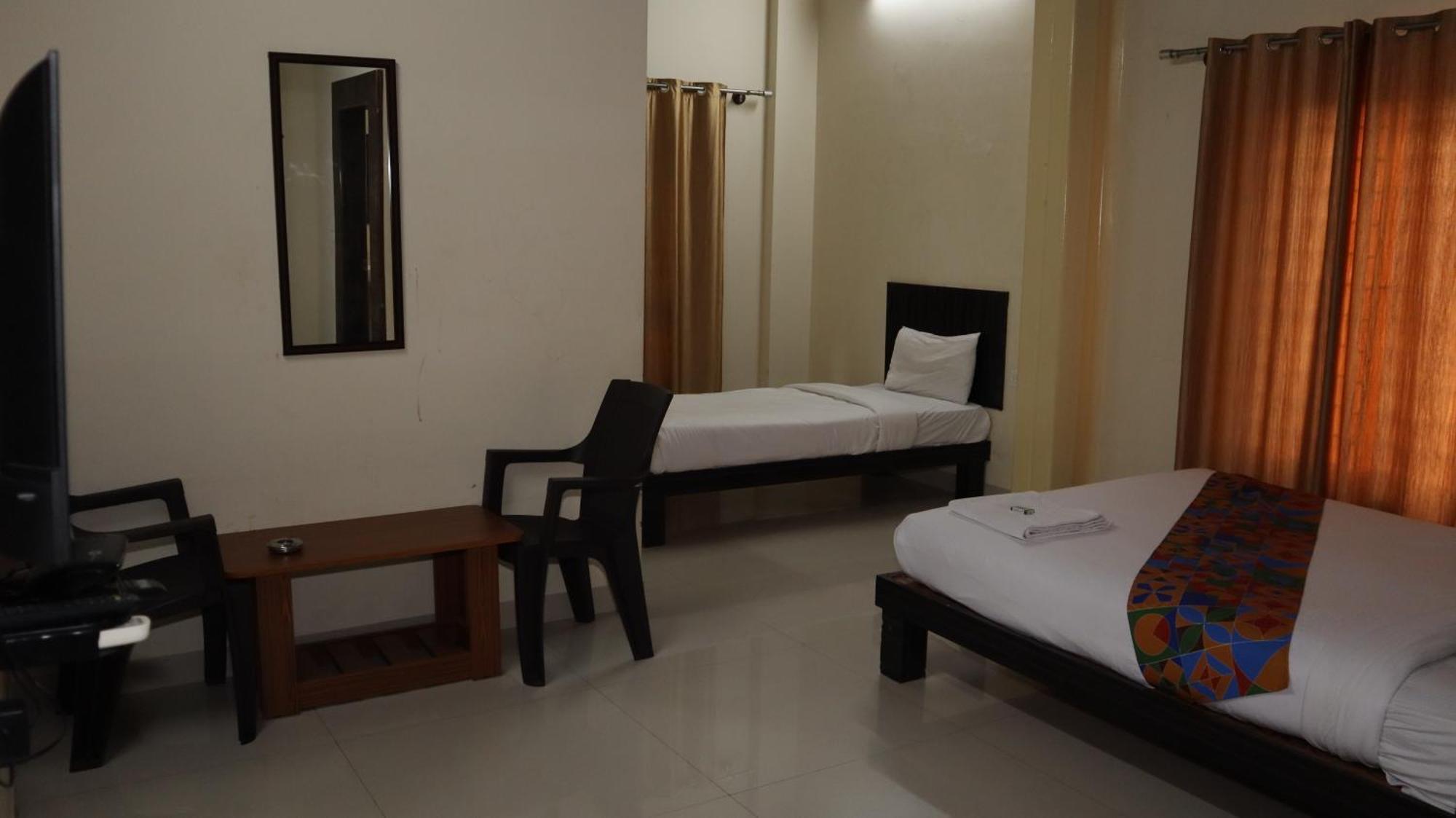 Hotel Smile Sri Sairam Jnanabharthi Bangalore