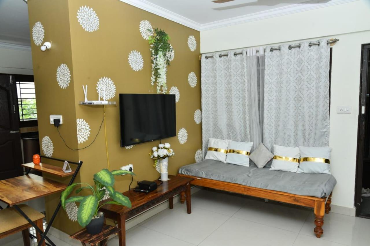 2 Bedroom Family In Cooke Town Apartment