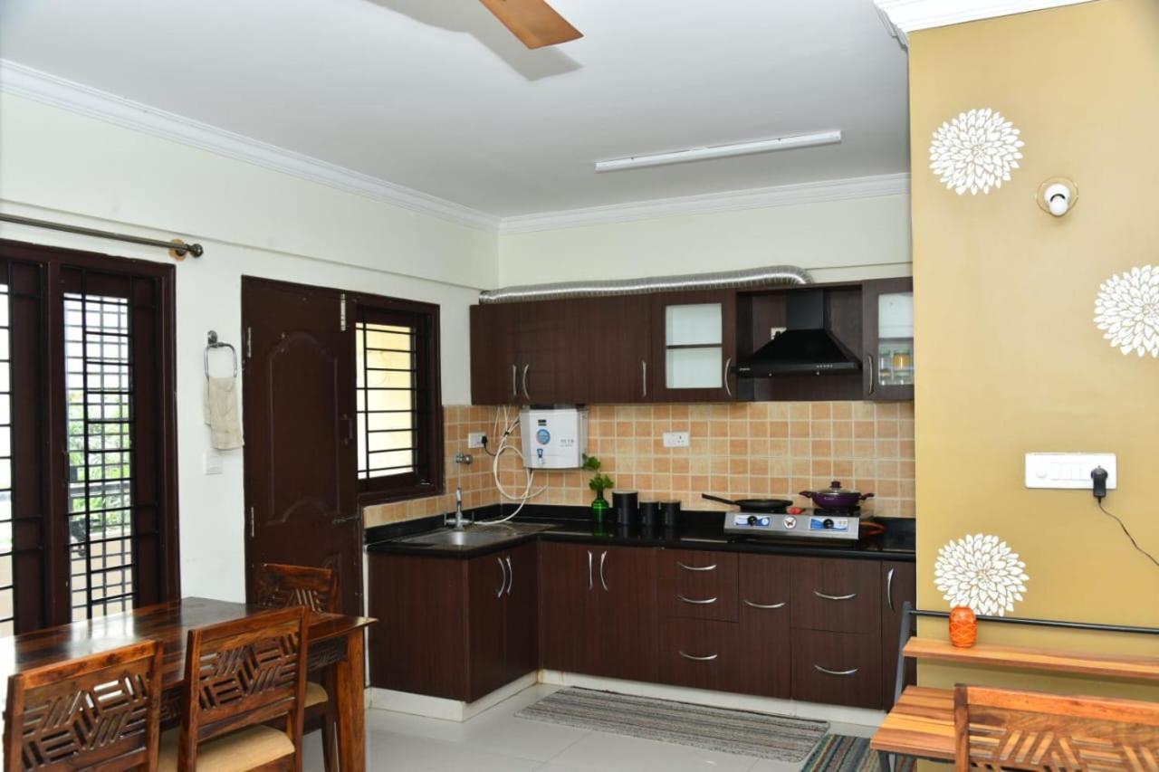 Apartment 2 Bedroom Family In Cooke Town