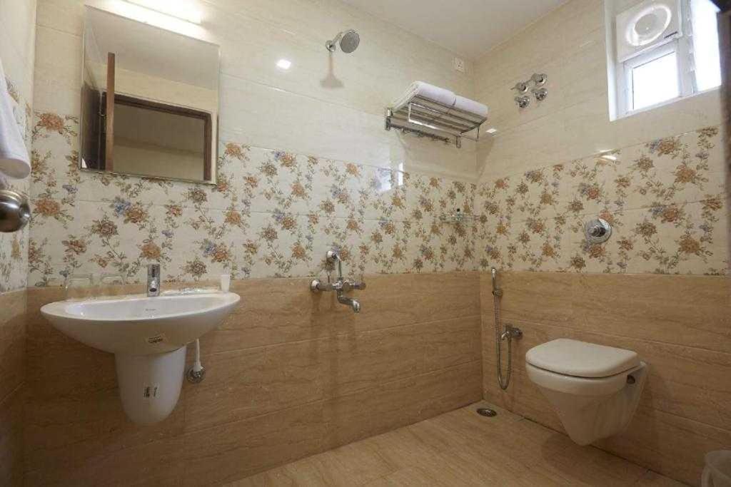 Hotel Townhouse Konanakunte Cross Metro Station Bangalore