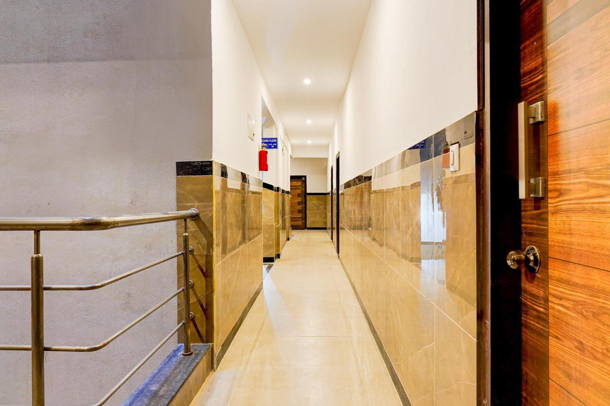 Hotel Townhouse Jeevith Gardens Residency