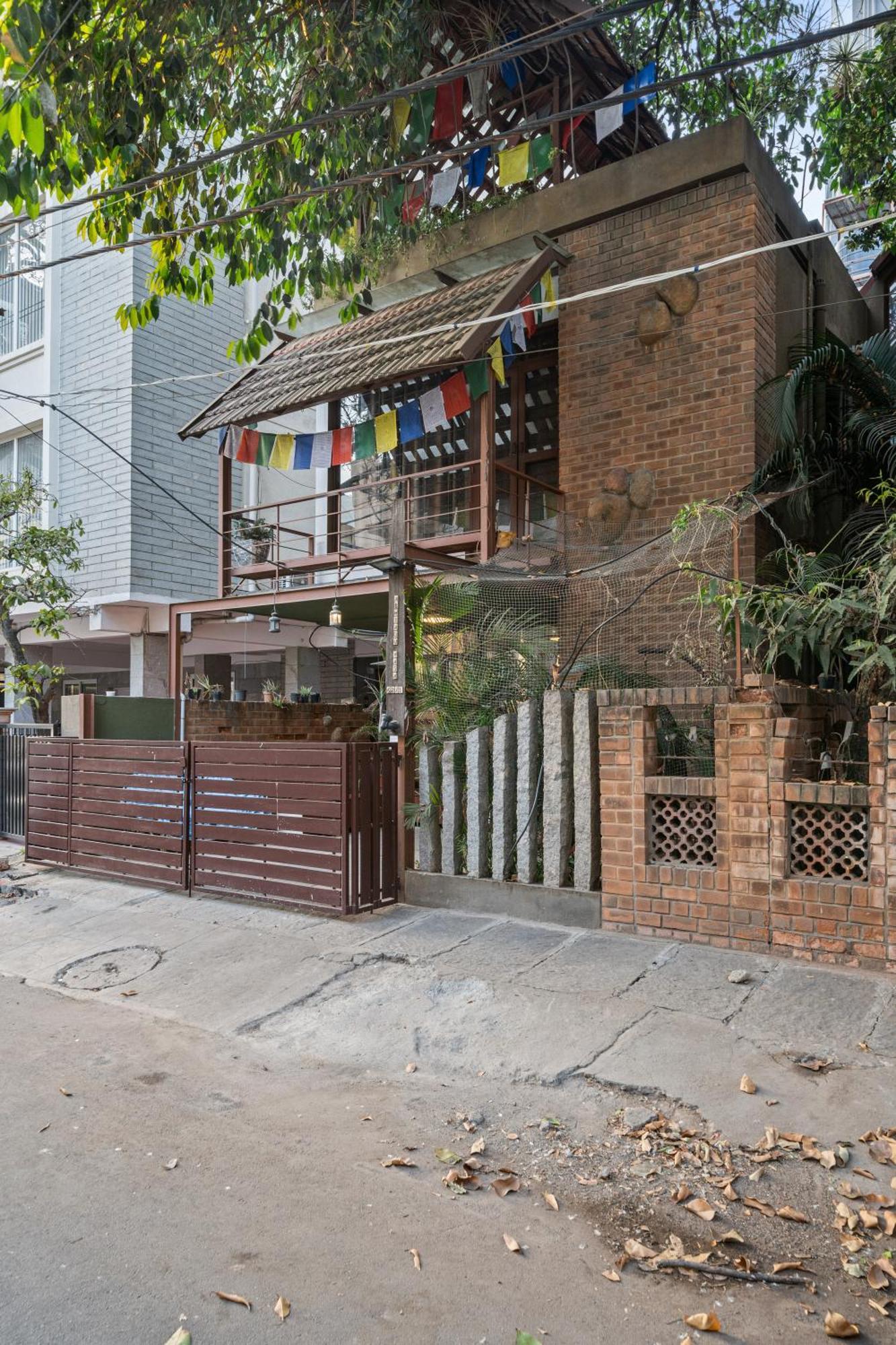 Jugglers Rest Boho Style 4 Bedroom Spacez Luxury Hostel