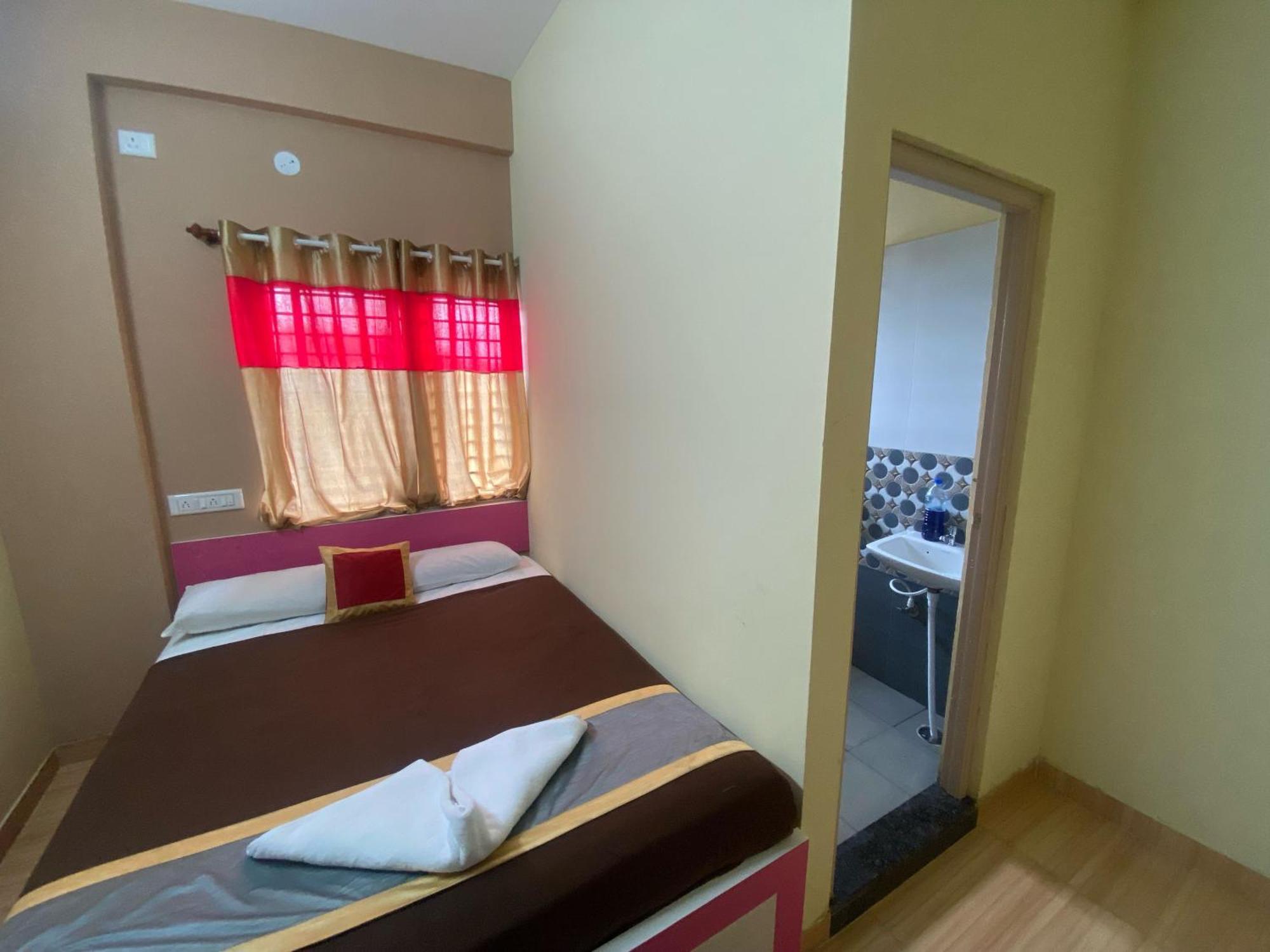 O Palms Elegant 3* Bangalore