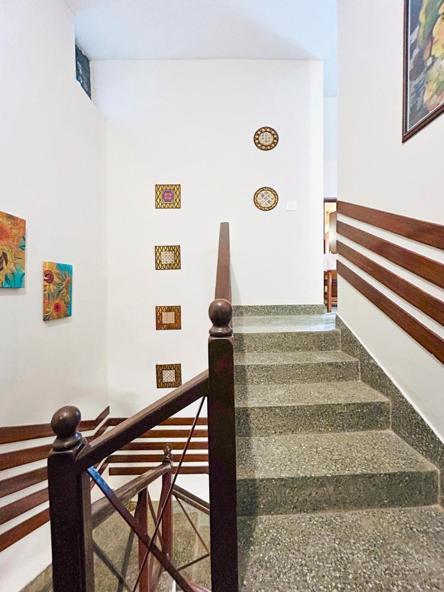 Cinecastle 3bhk Luxury Villa