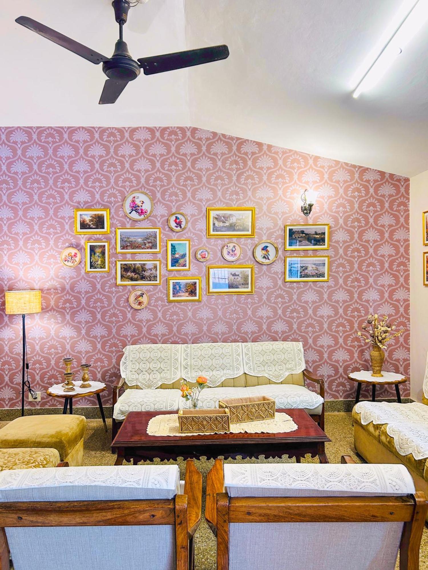 Cinecastle 3bhk Luxury * Bangalore