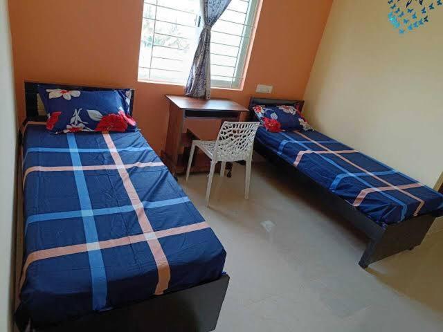 Hostel Lakshmi Narasimha Luxury Pg For Gents Bangalore